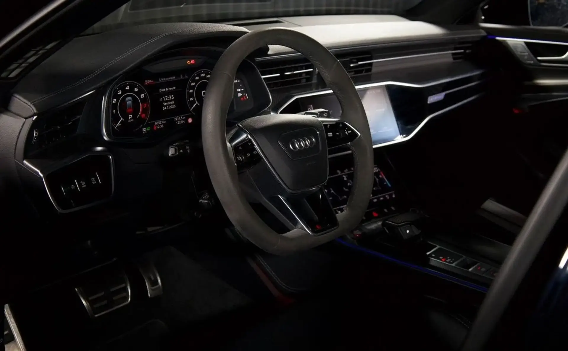Audi RS6 — photo 5