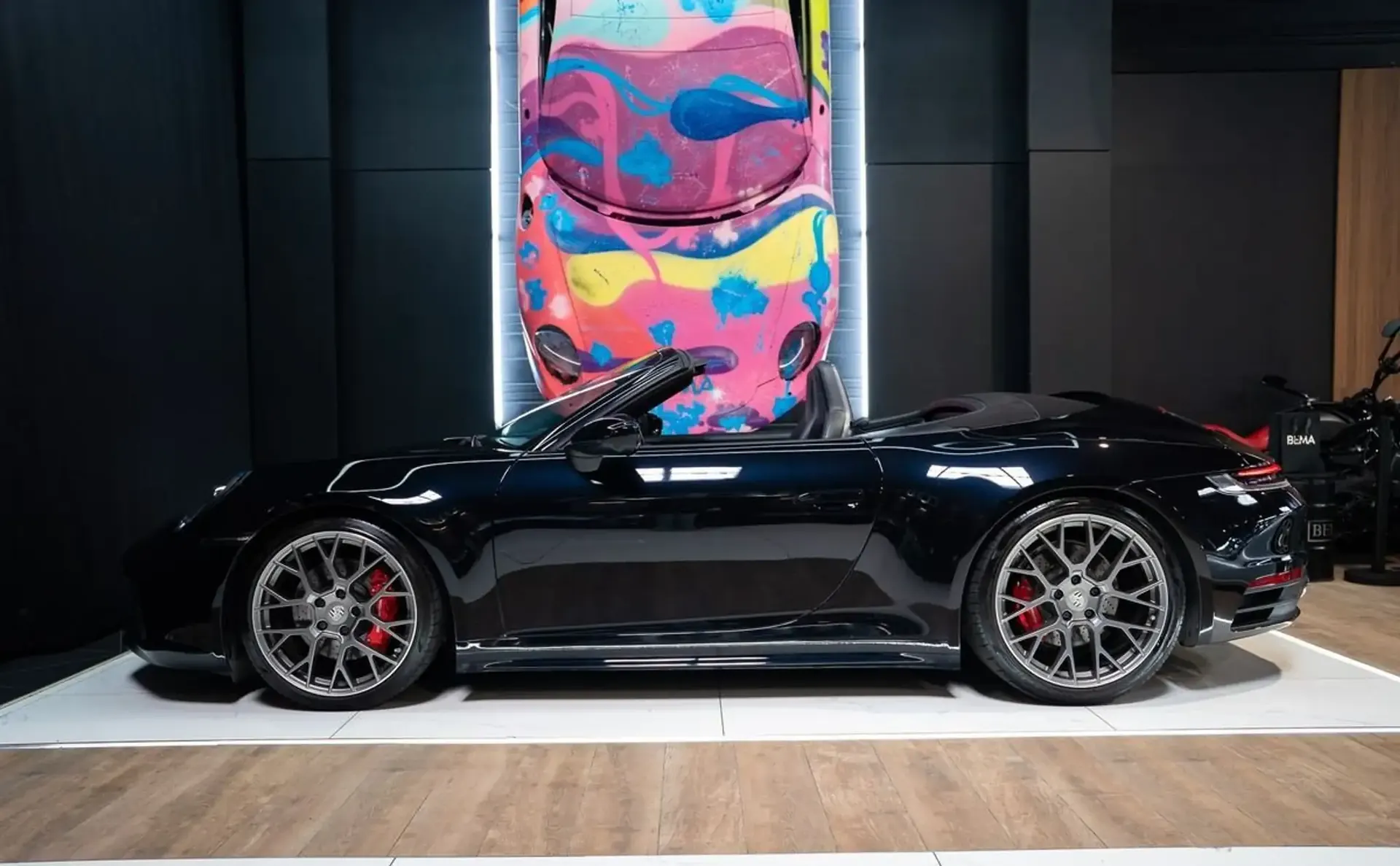 Porsche 992 — photo 4