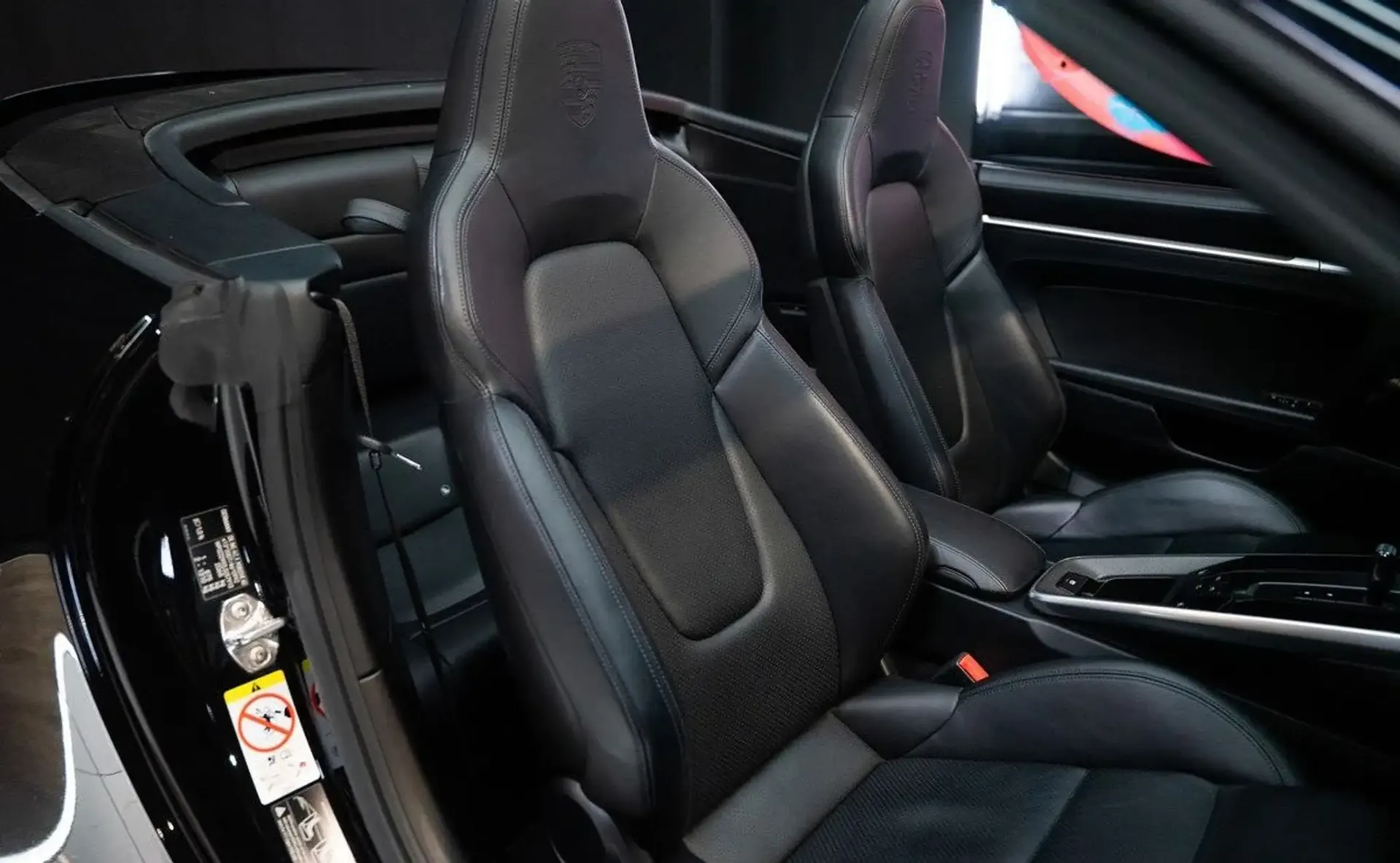 Porsche 992 — photo 10