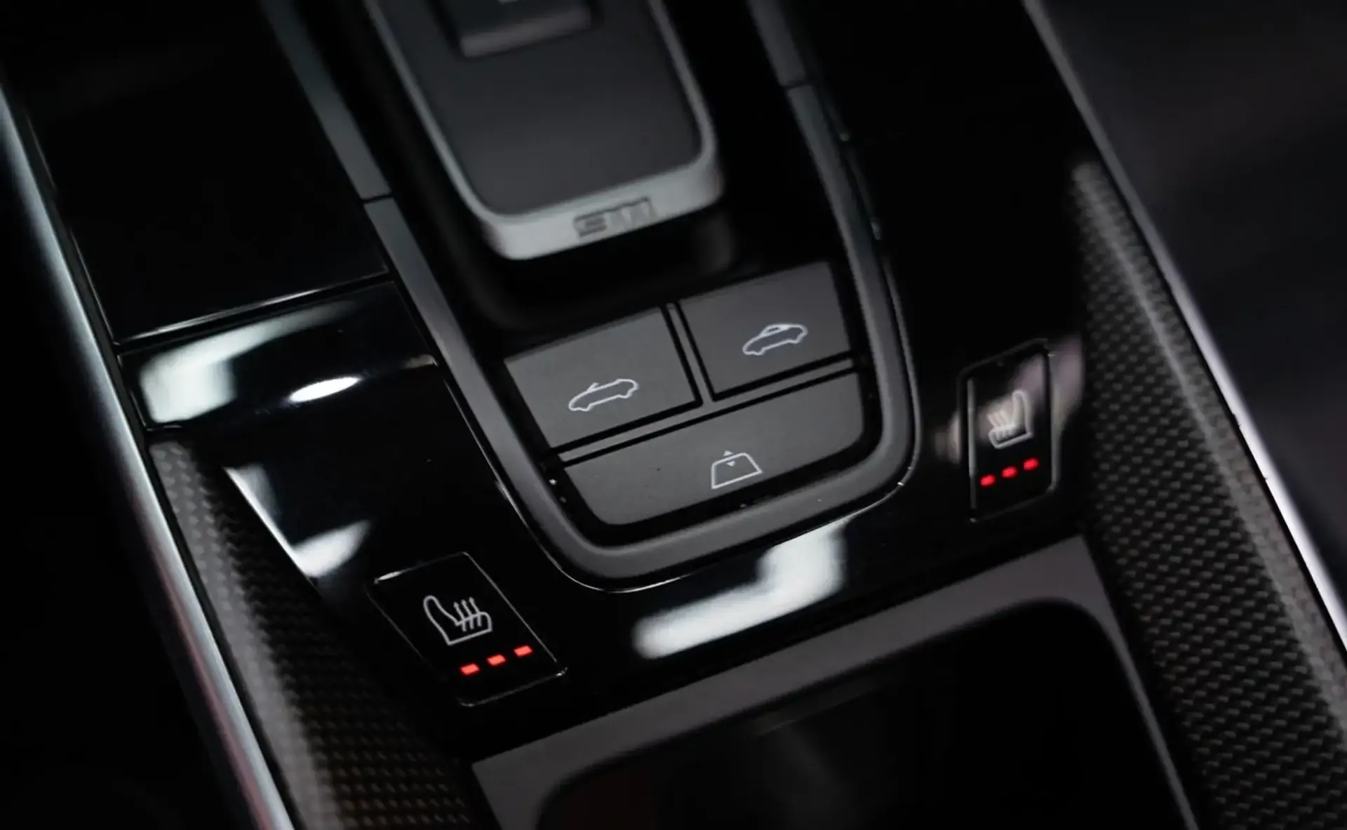 Porsche 992 — photo 14