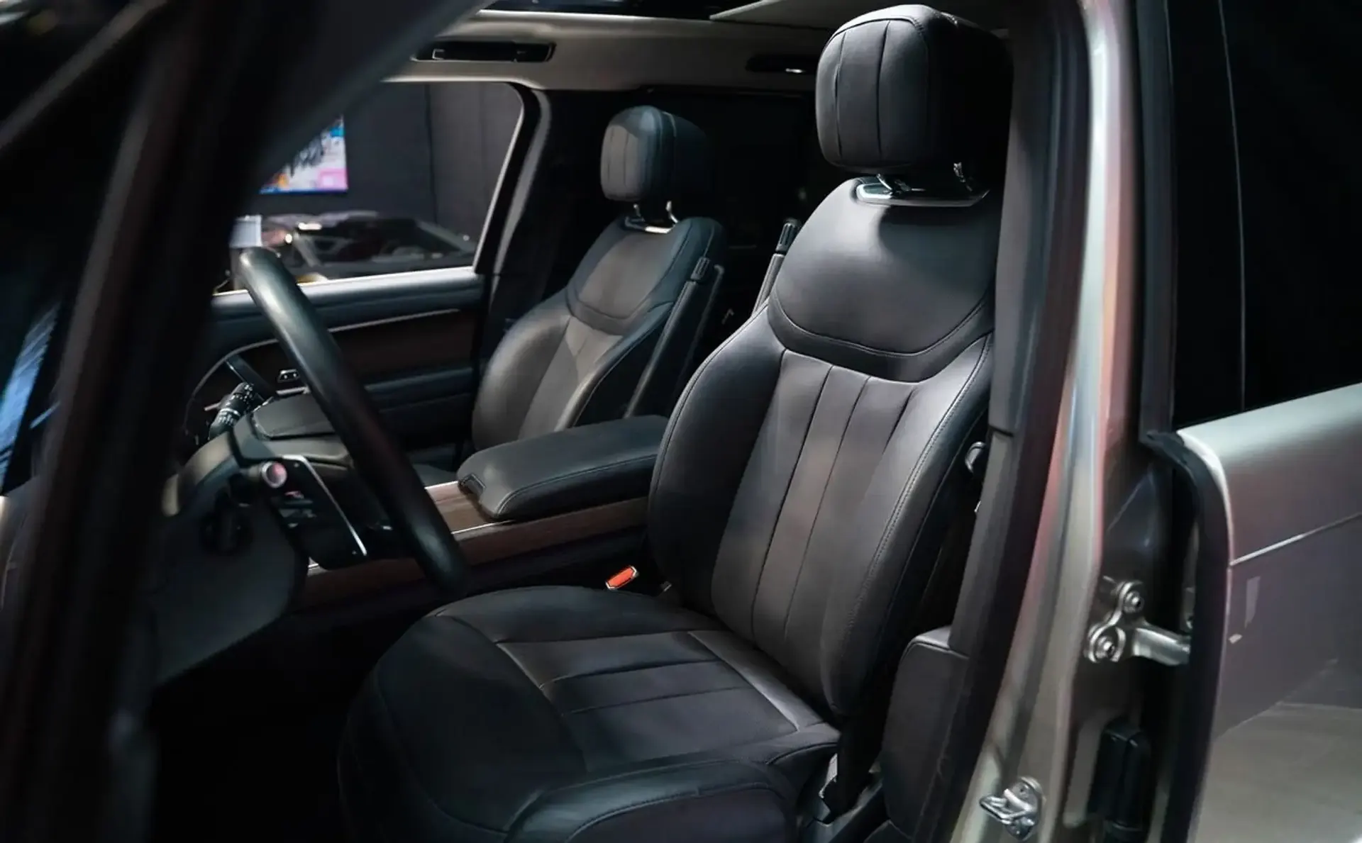 Land Rover Range Rover — photo 9