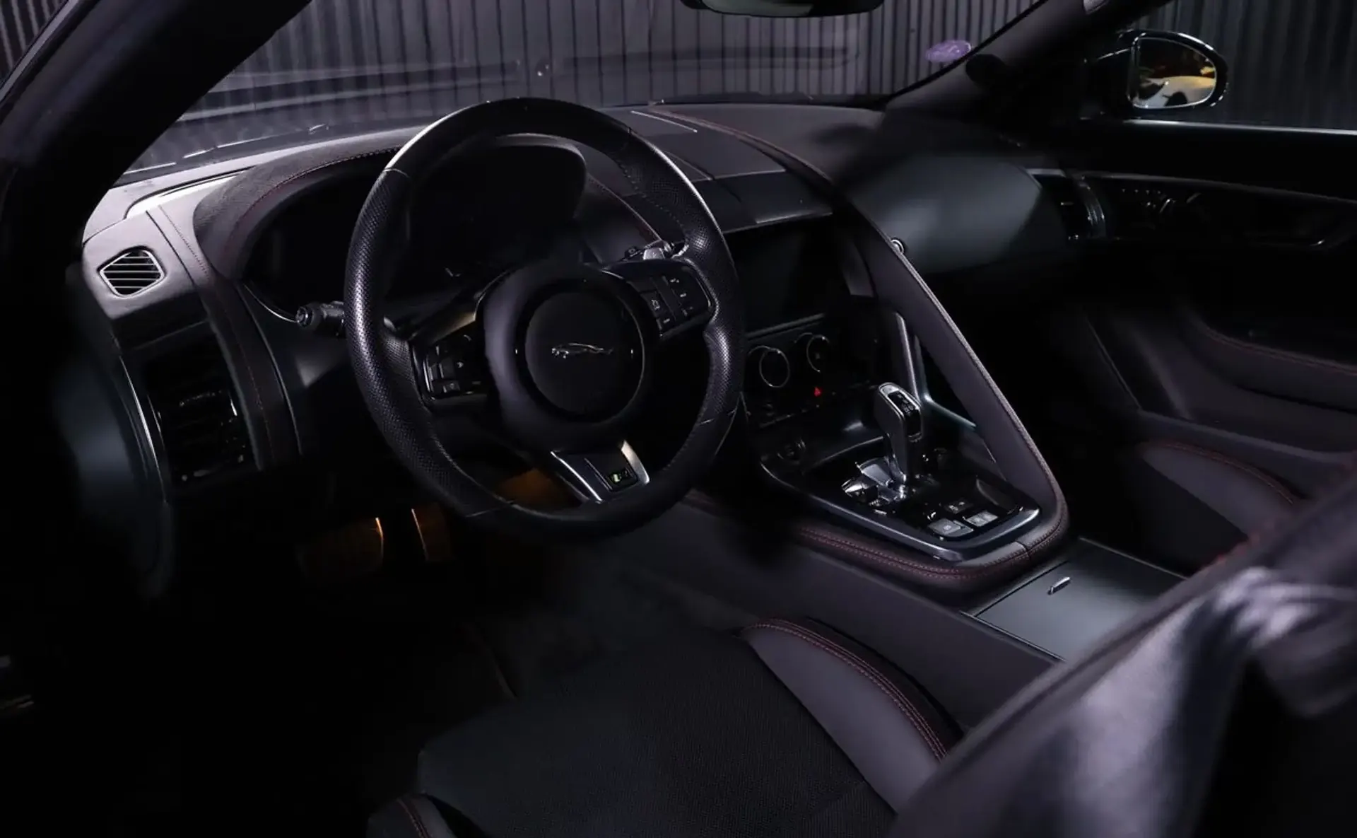 Jaguar F-Type — photo 5