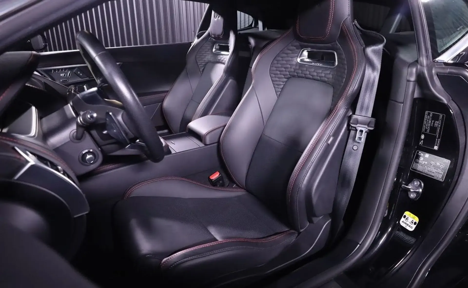 Jaguar F-Type — photo 6