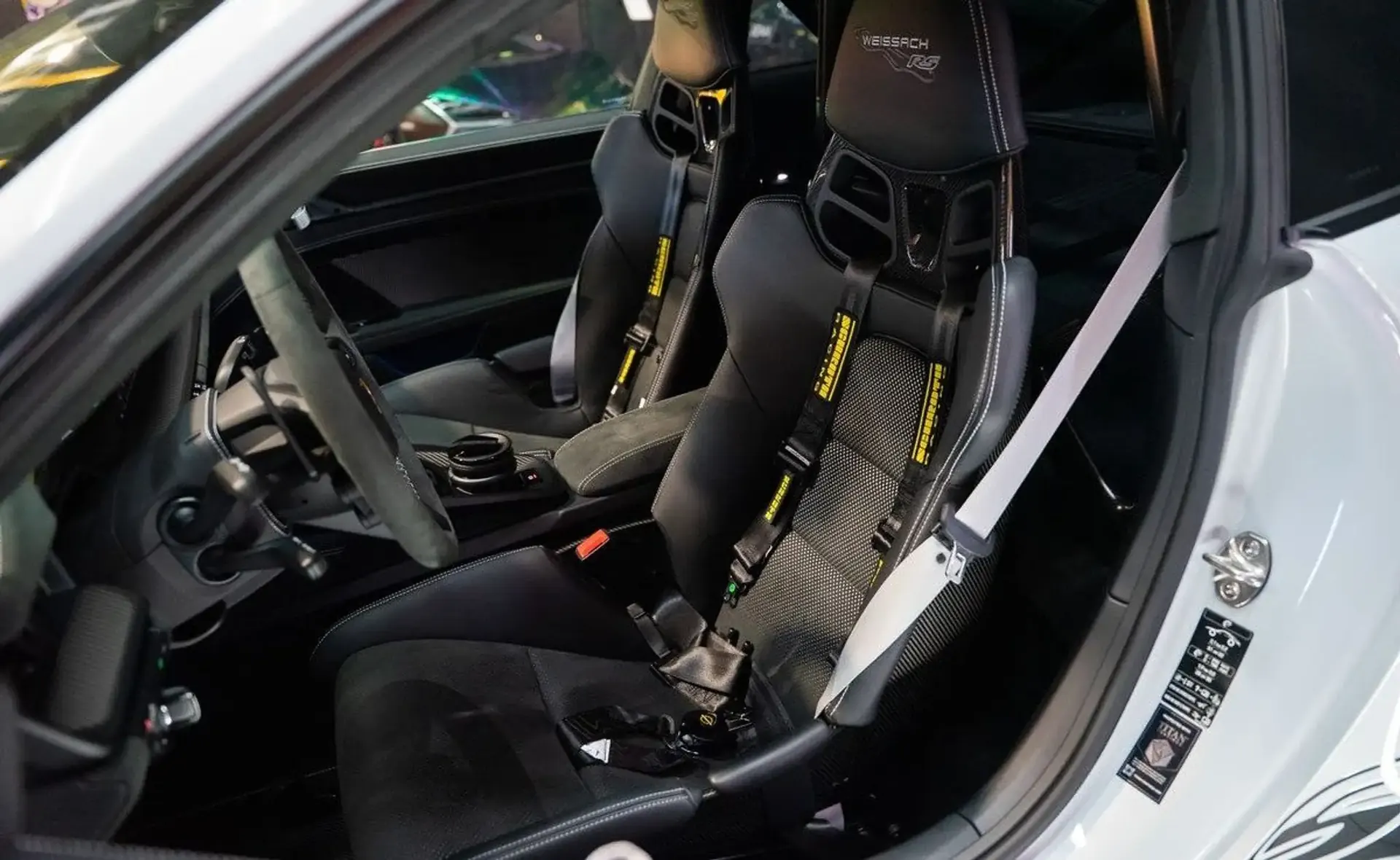Porsche 992 — photo 7