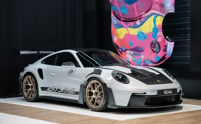 Porsche 992