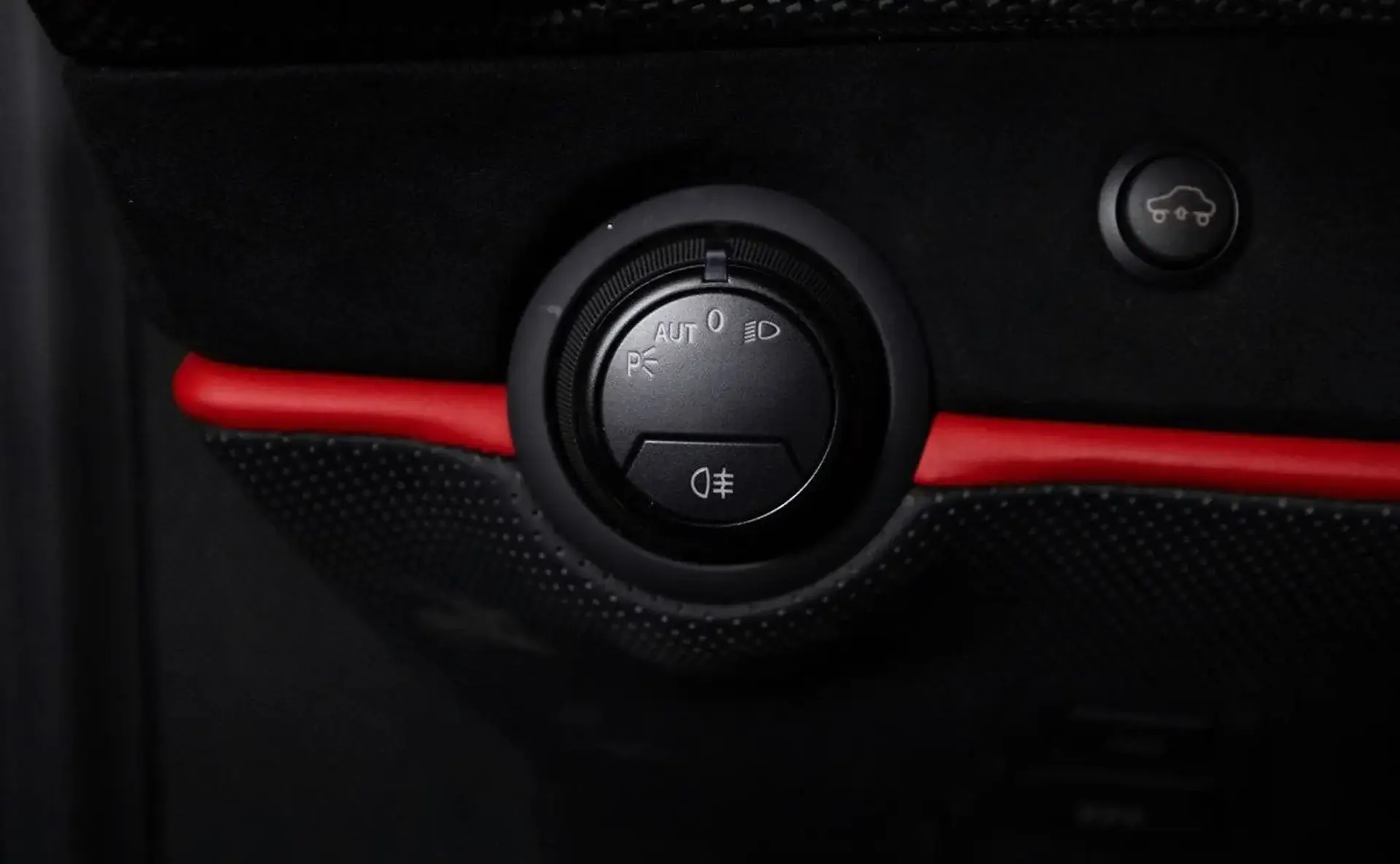 Ferrari 488 — photo 12