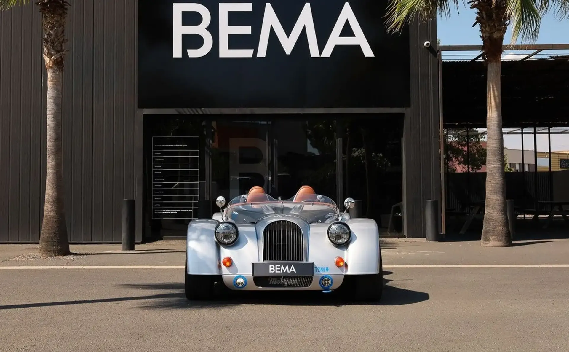 Morgan Plus 8 — photo 3