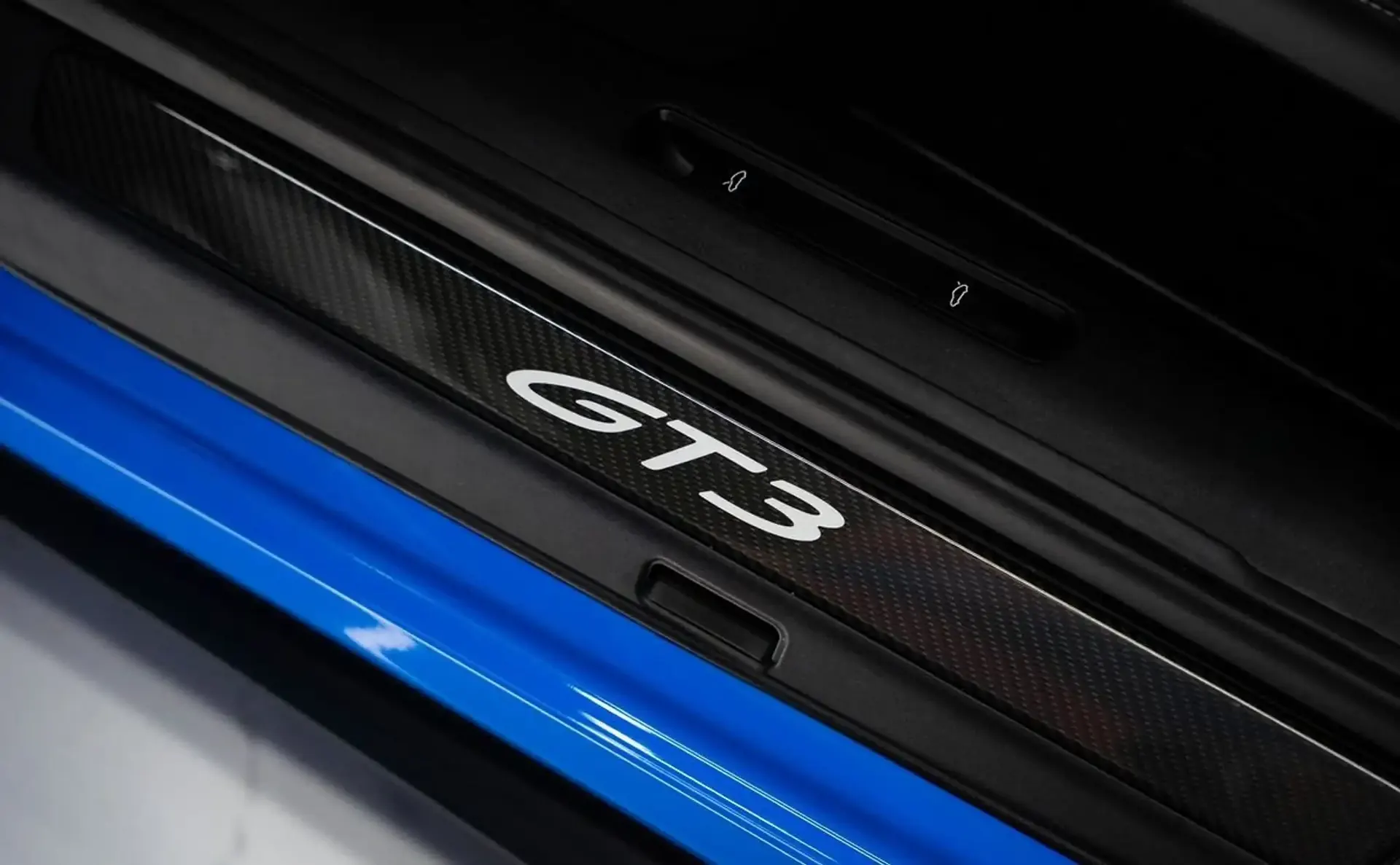 Porsche 992 — photo 7