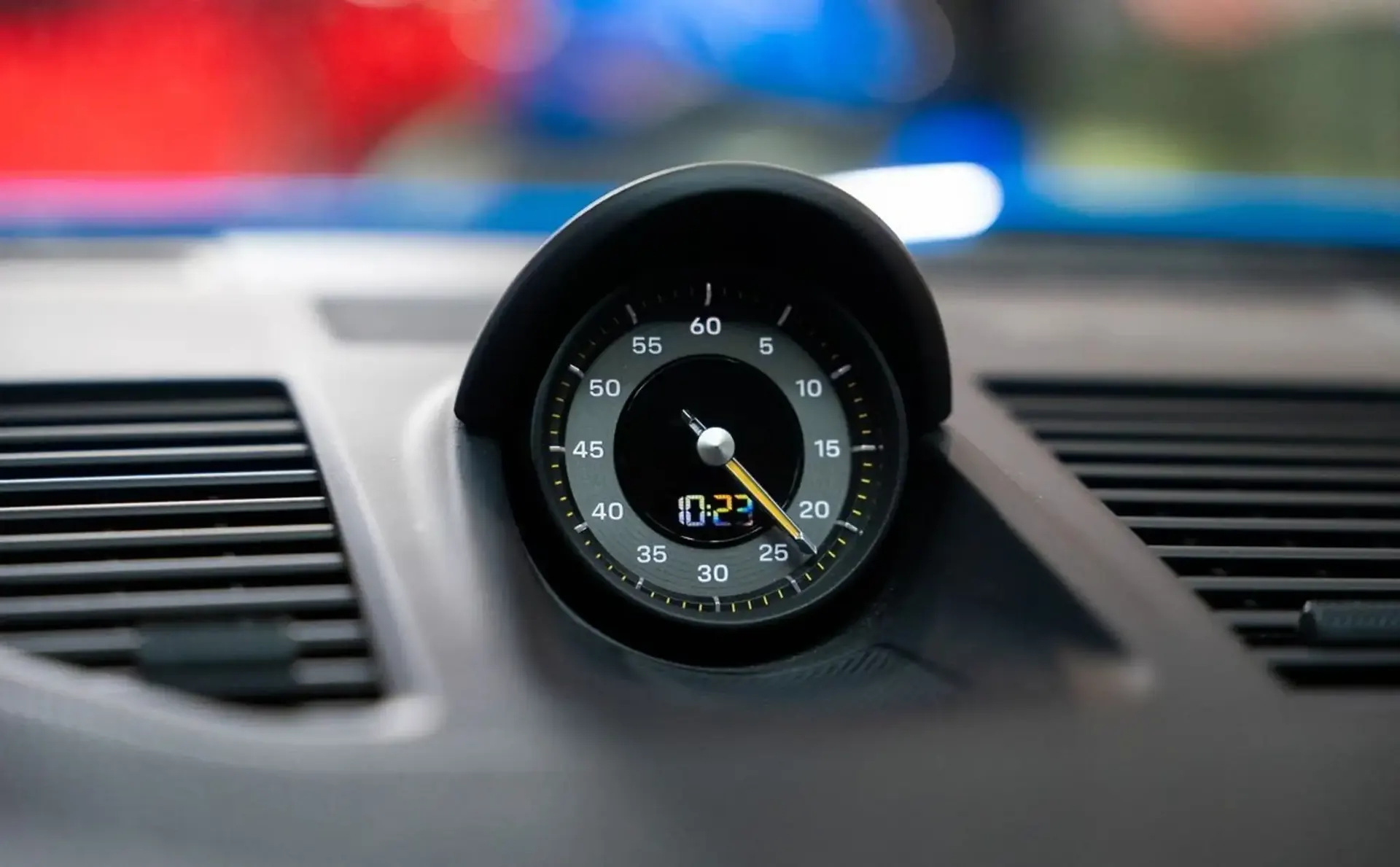 Porsche 992 — photo 13