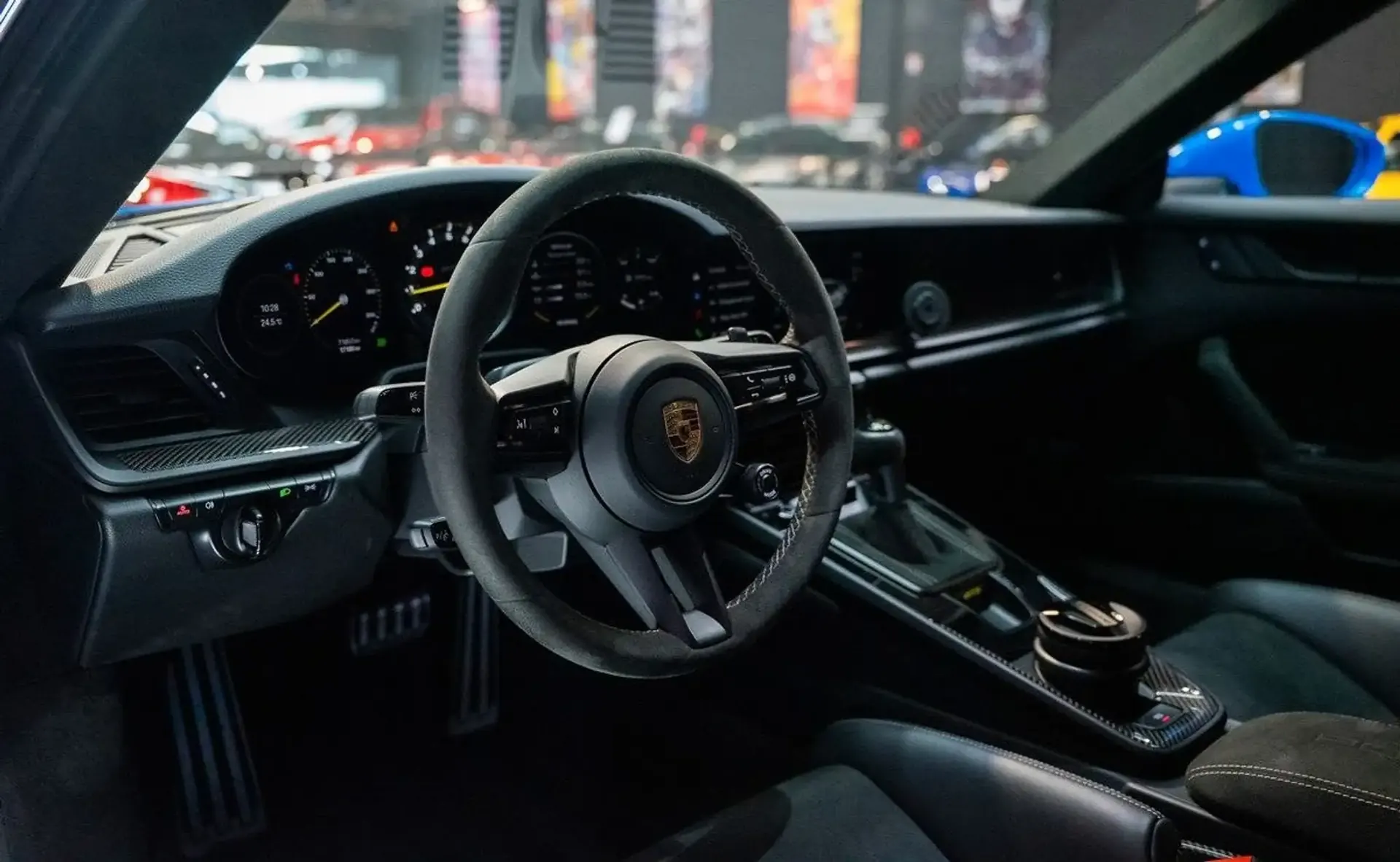 Porsche 992 — photo 10