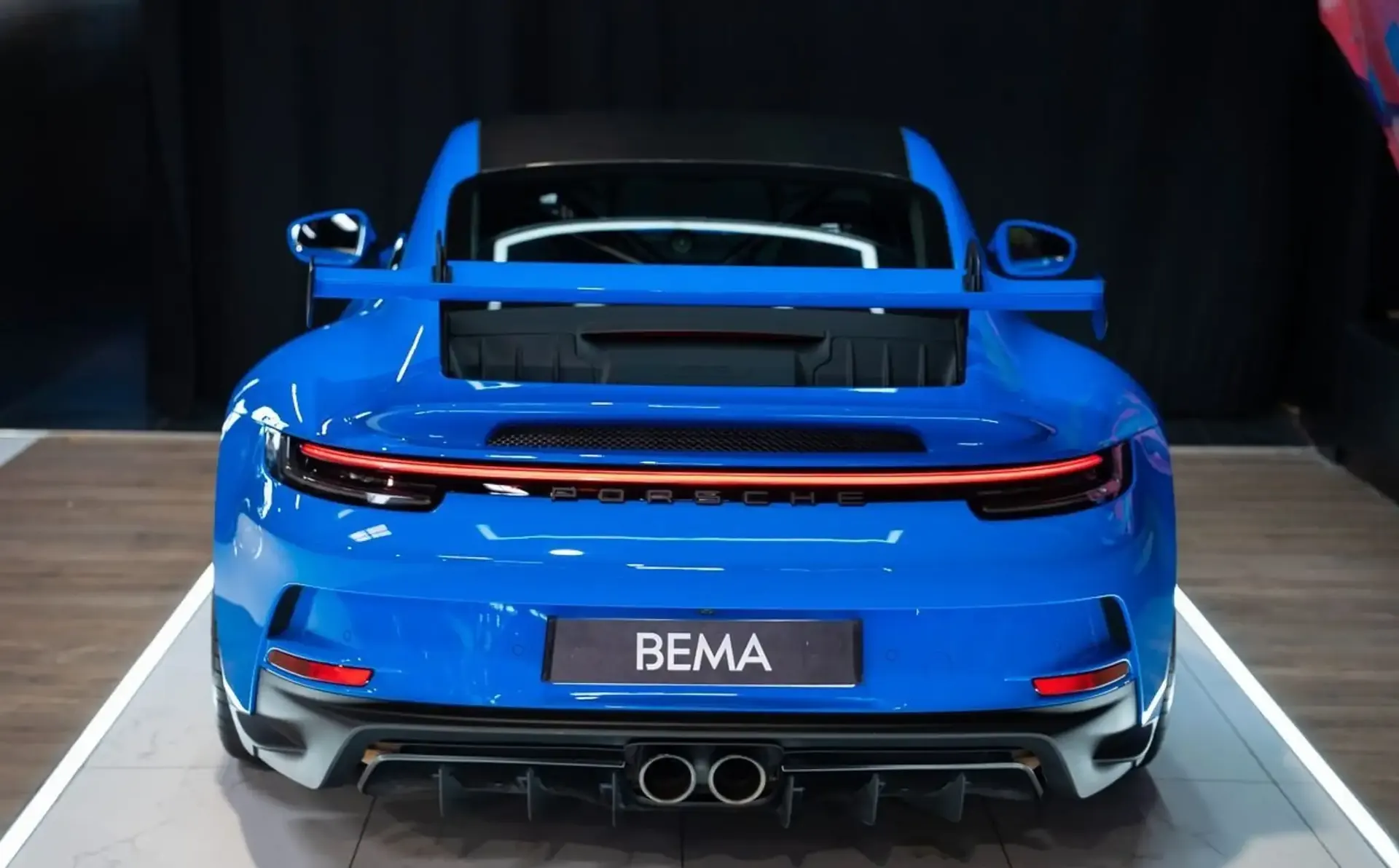 Porsche 992 — photo 4