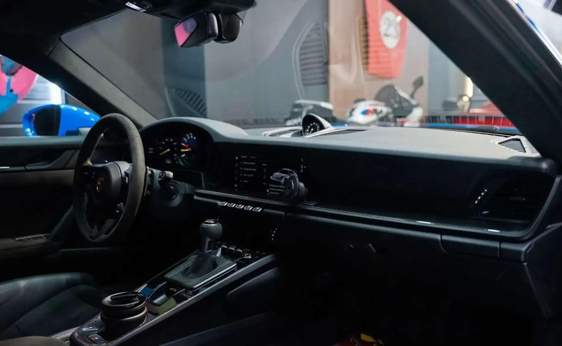 Porsche 992 — photo 11