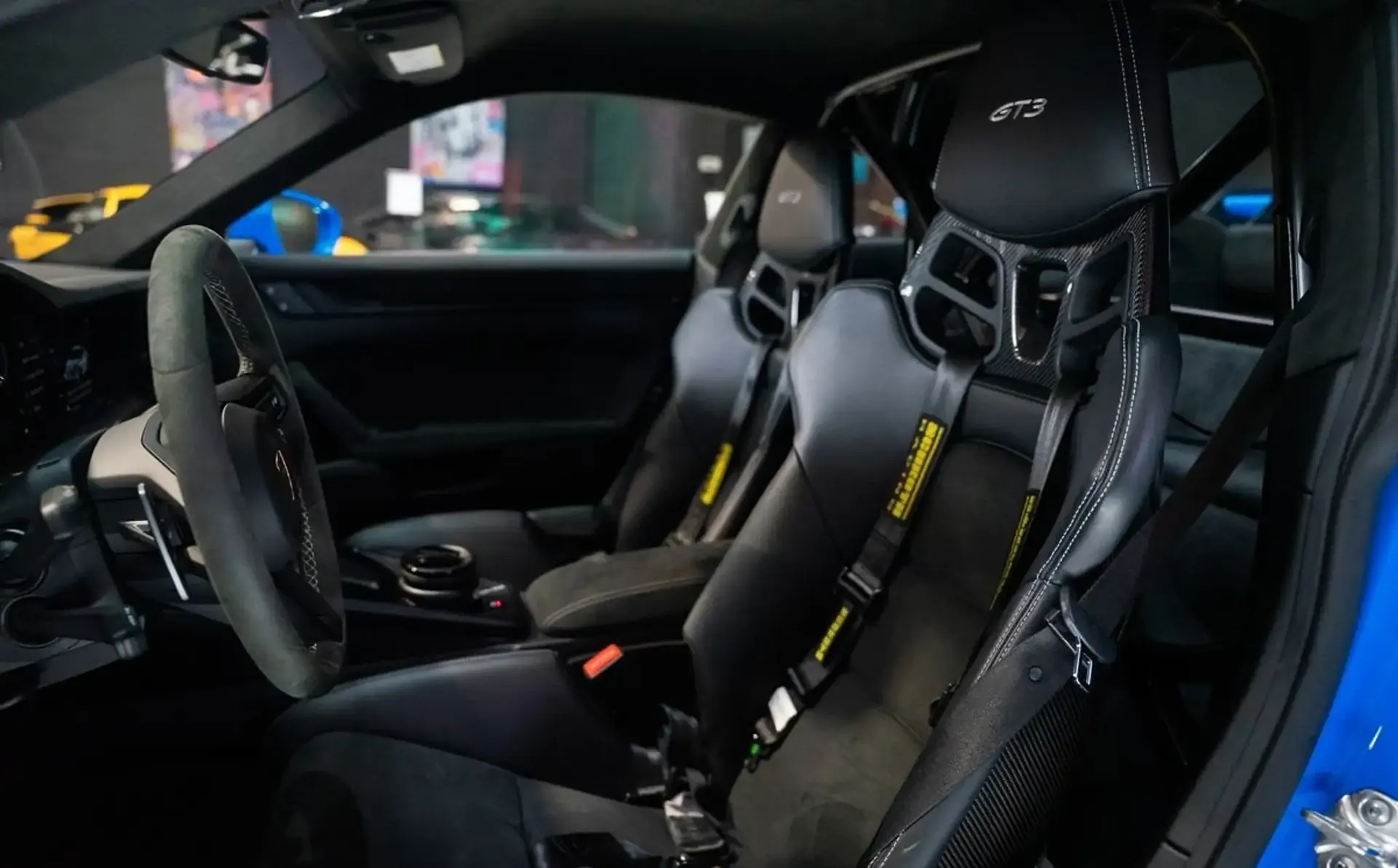 Porsche 992 — photo 8