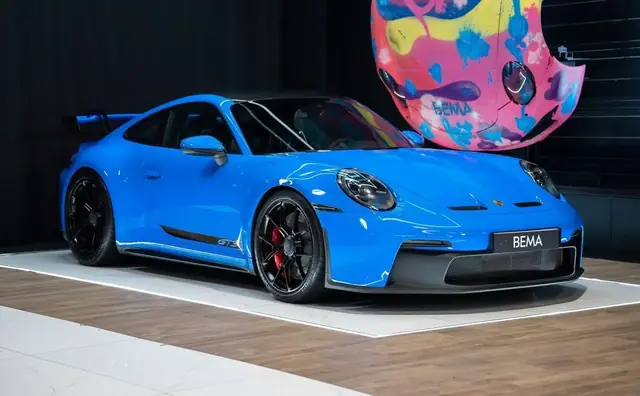 Porsche 992
