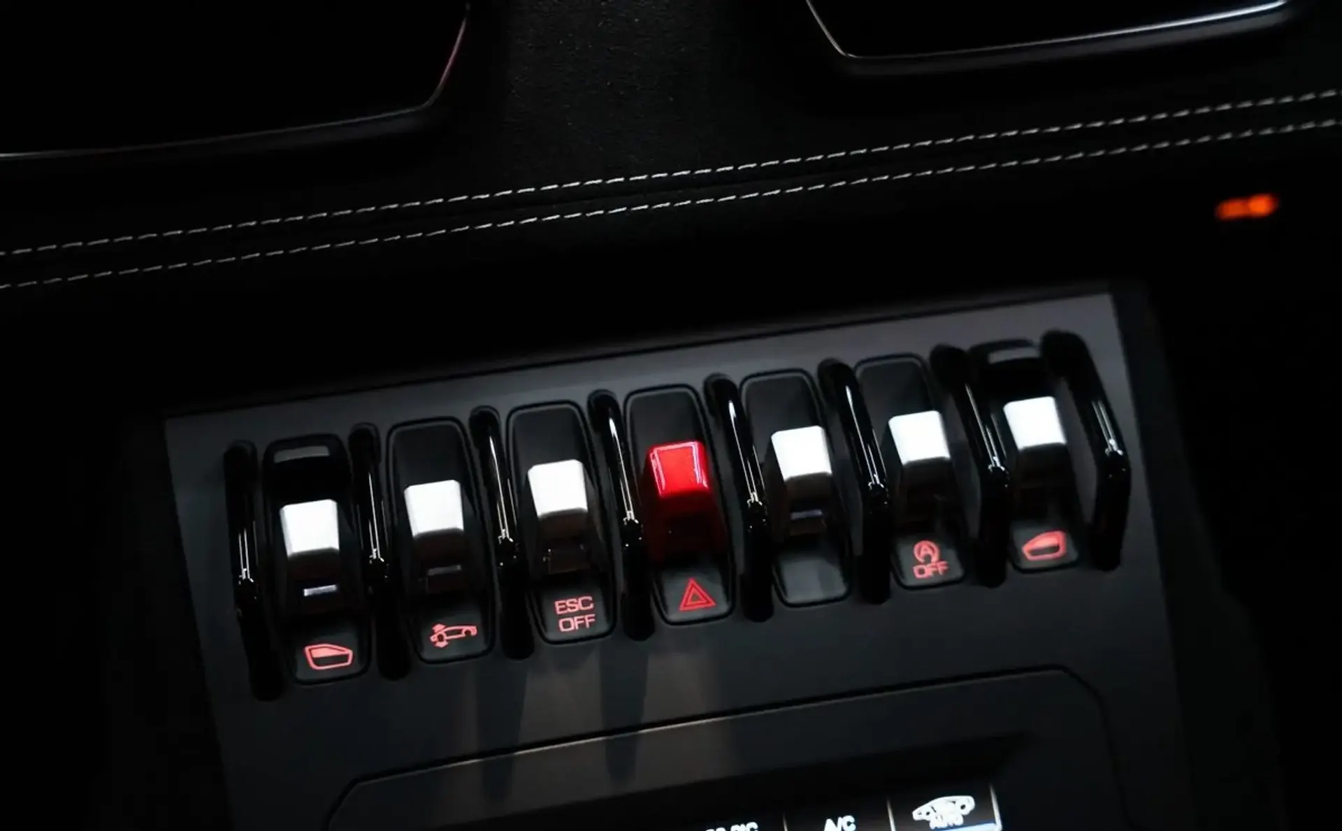 Lamborghini Huracan — photo 8