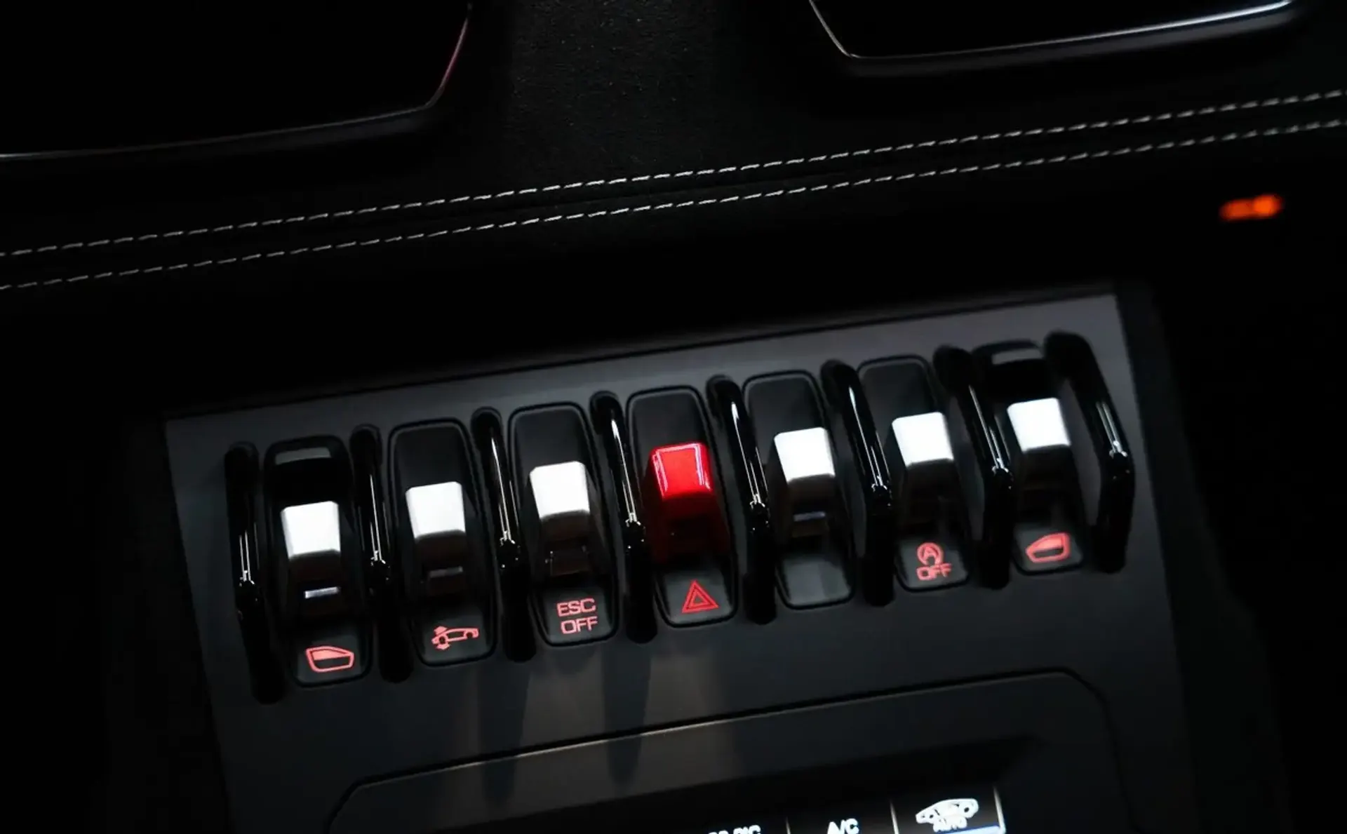 Lamborghini Huracan — photo 12