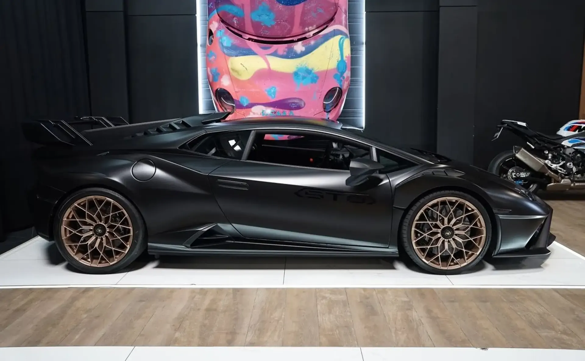 Lamborghini Huracan — photo 18
