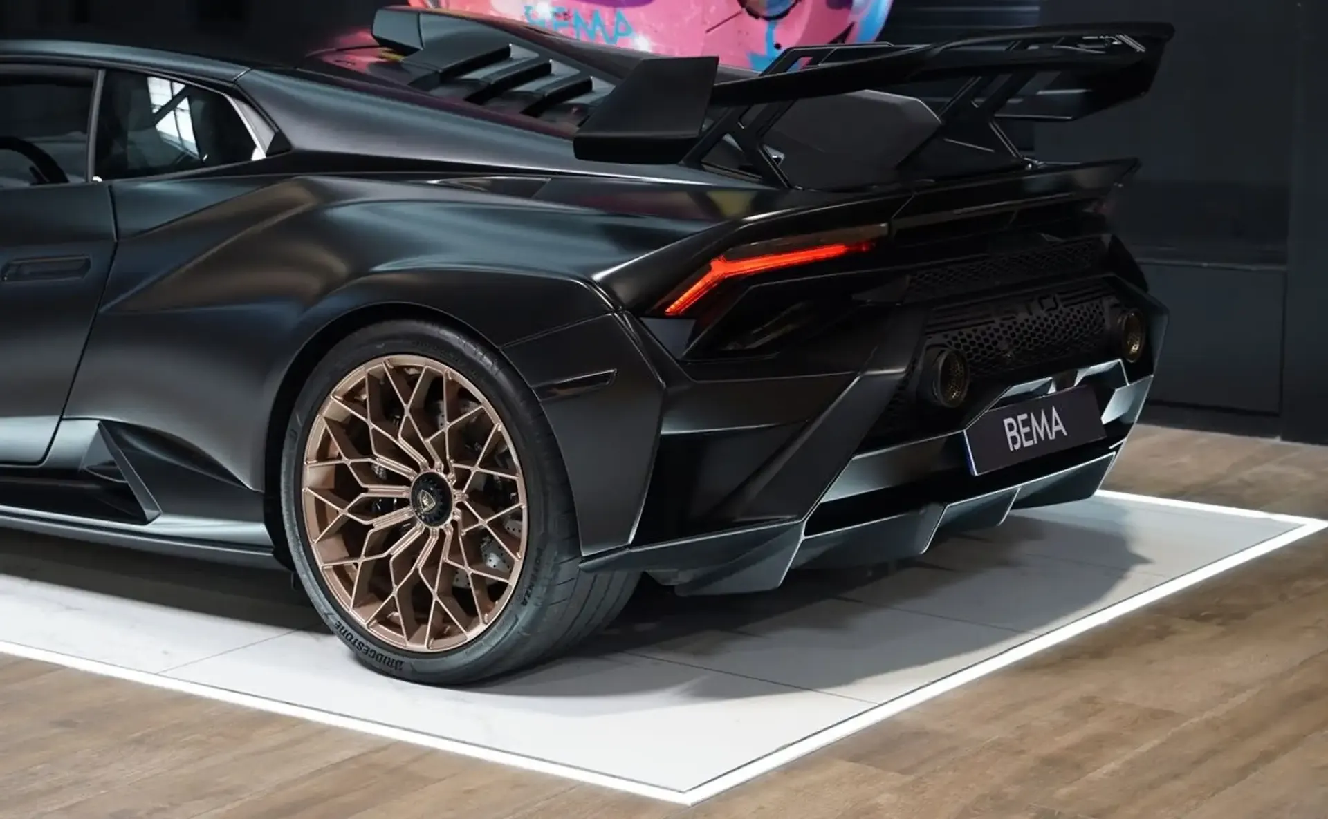 Lamborghini Huracan — photo 17