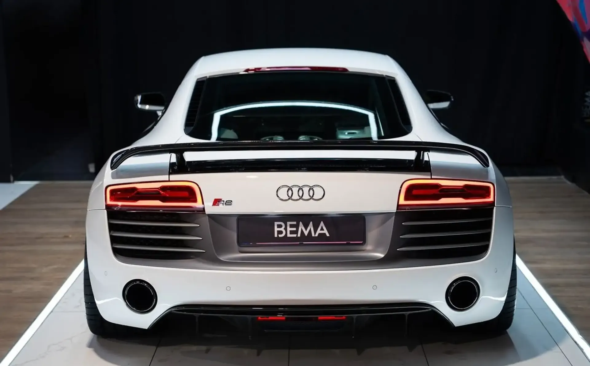 Audi R8 — photo 5
