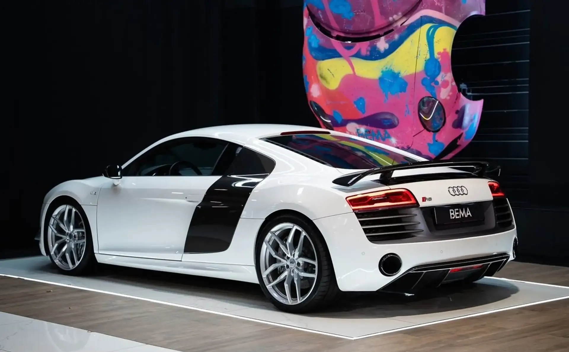 Audi R8 — photo 4