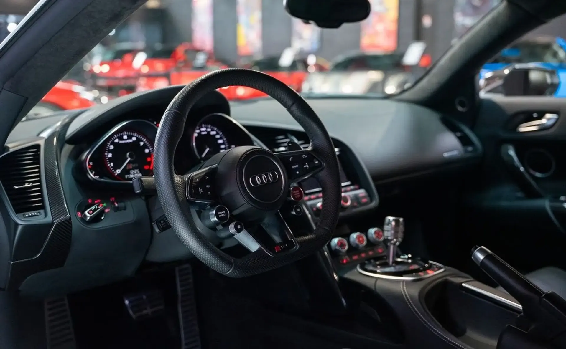 Audi R8 — photo 9