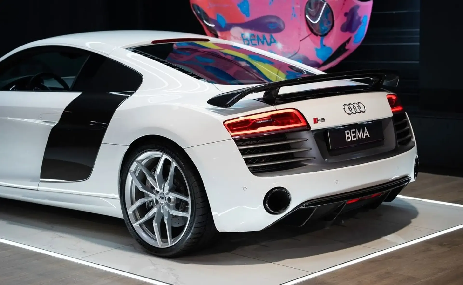 Audi R8 — photo 6