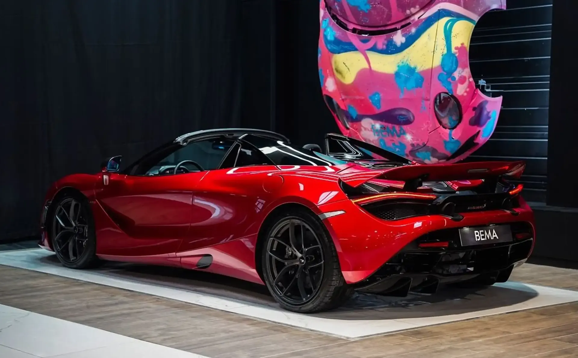 McLaren 720S — photo 3