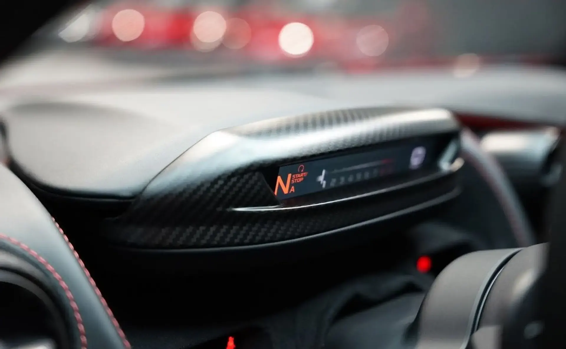 McLaren 720S — photo 10
