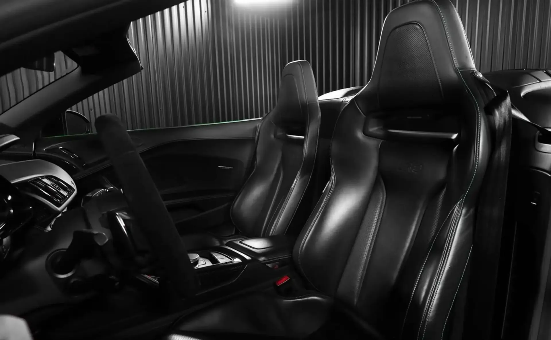 Audi R8 — photo 4