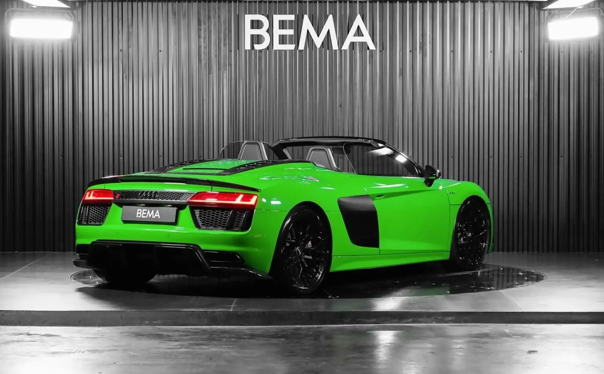Audi R8 — photo 5