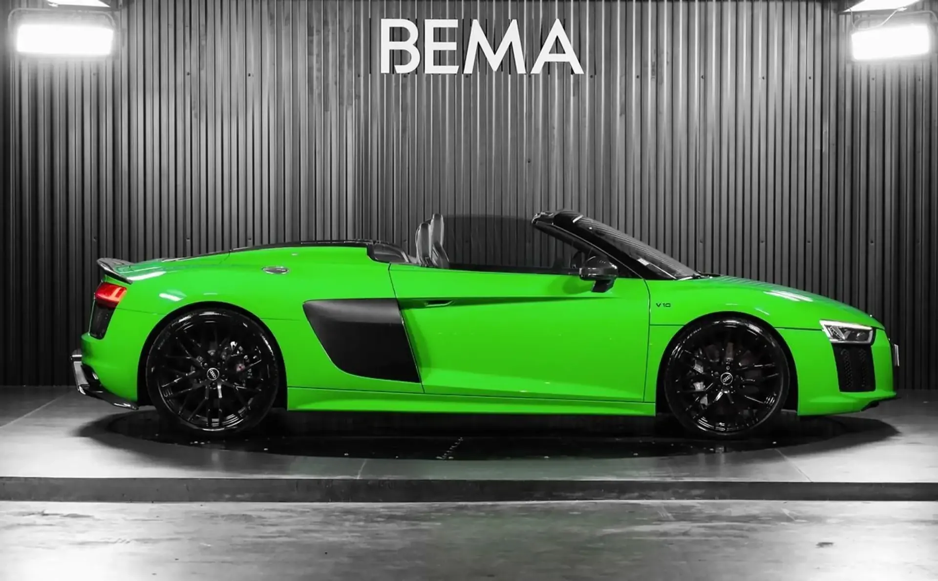 Audi R8 — photo 11