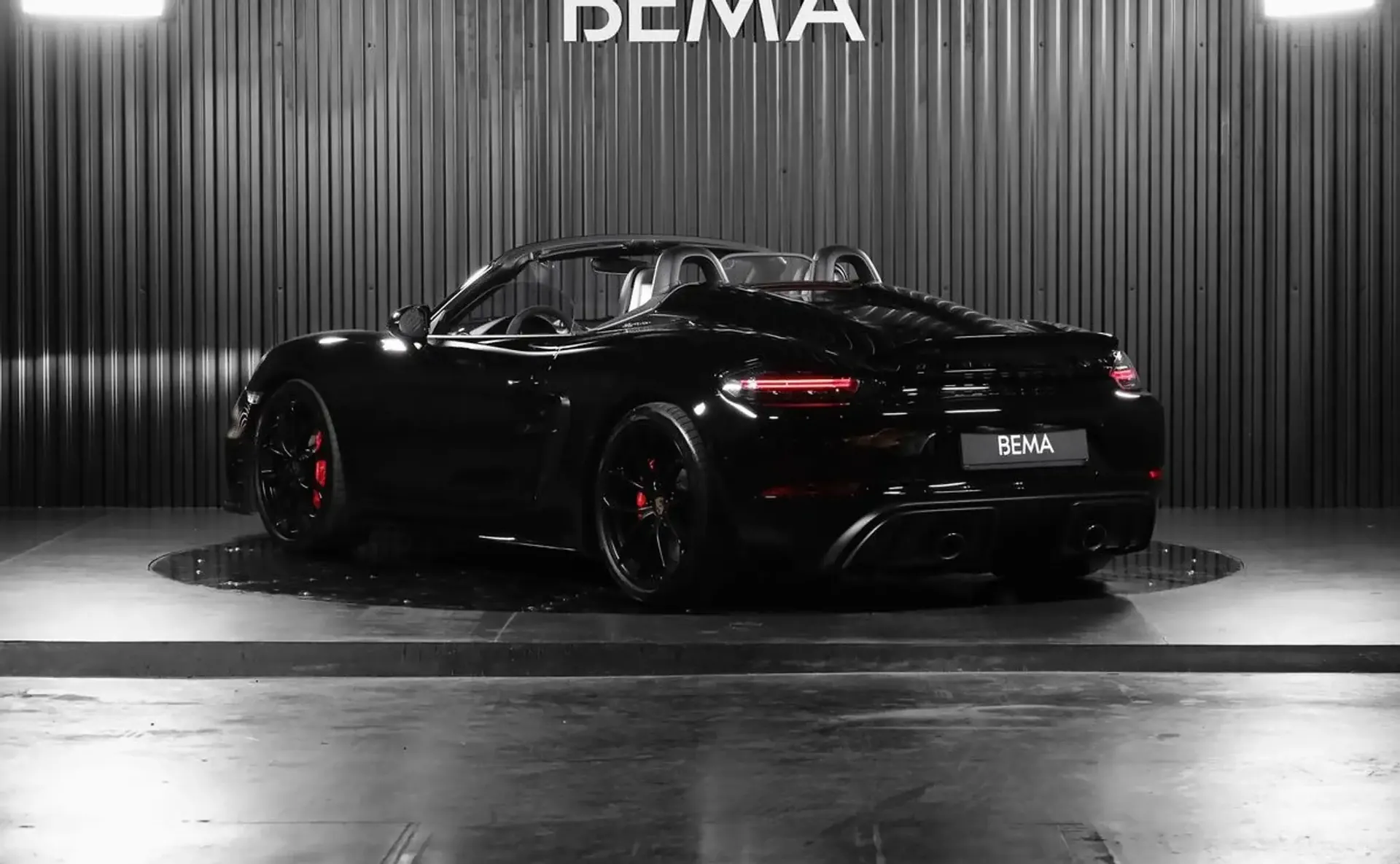 Porsche 718 — photo 3