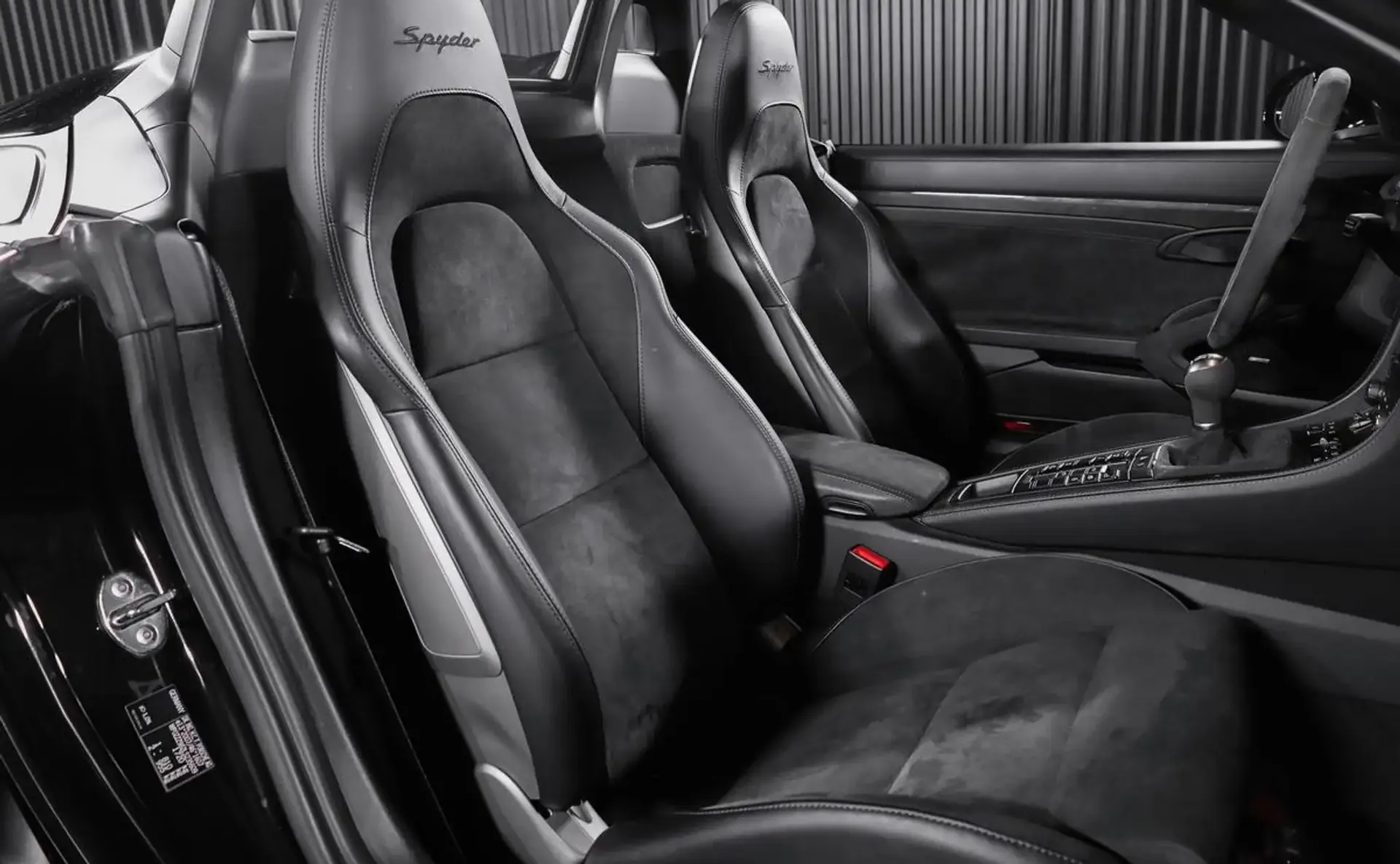 Porsche 718 — photo 14