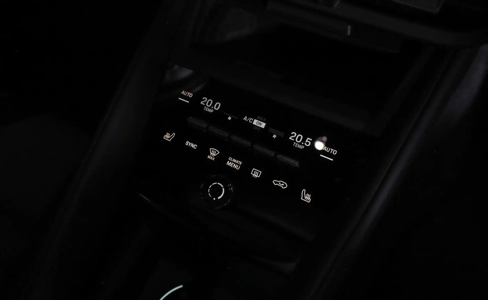 Porsche Macan — photo 6