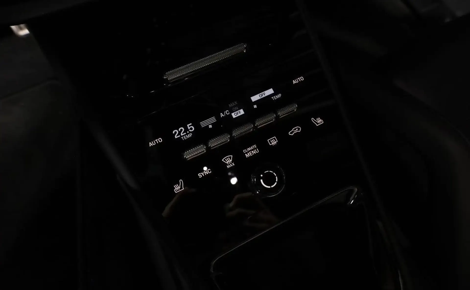 Porsche Cayenne — photo 9