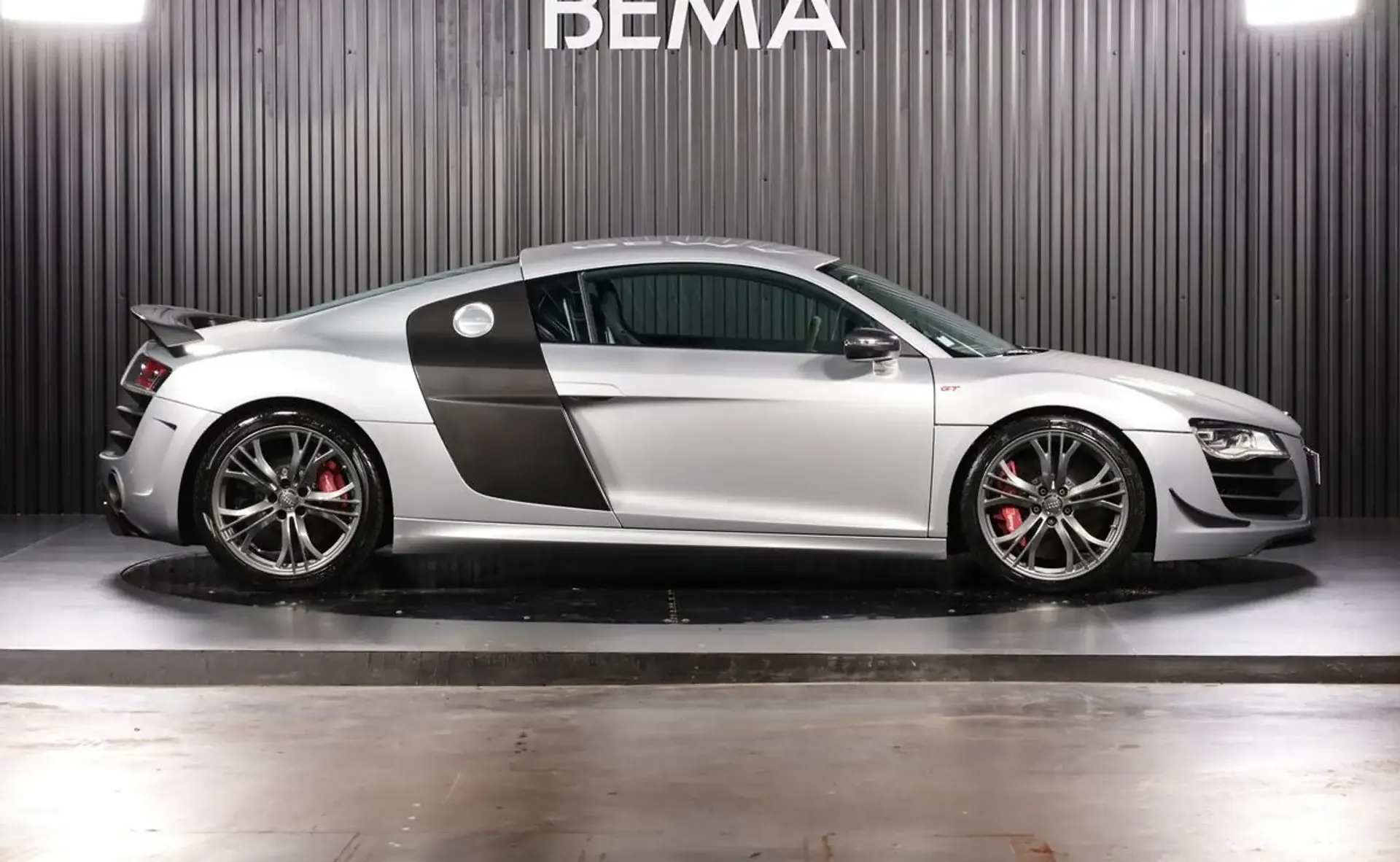 Audi R8 — photo 3