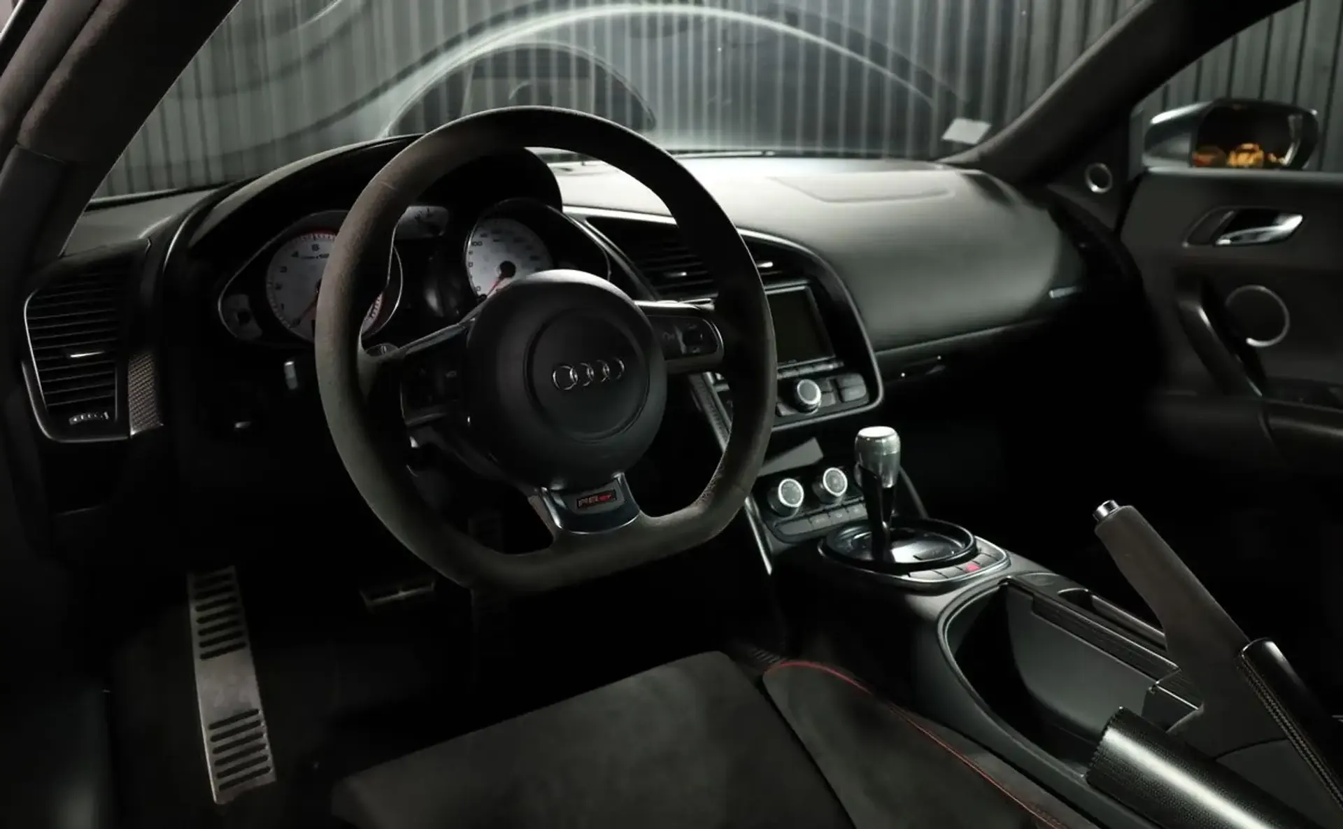 Audi R8 — photo 2