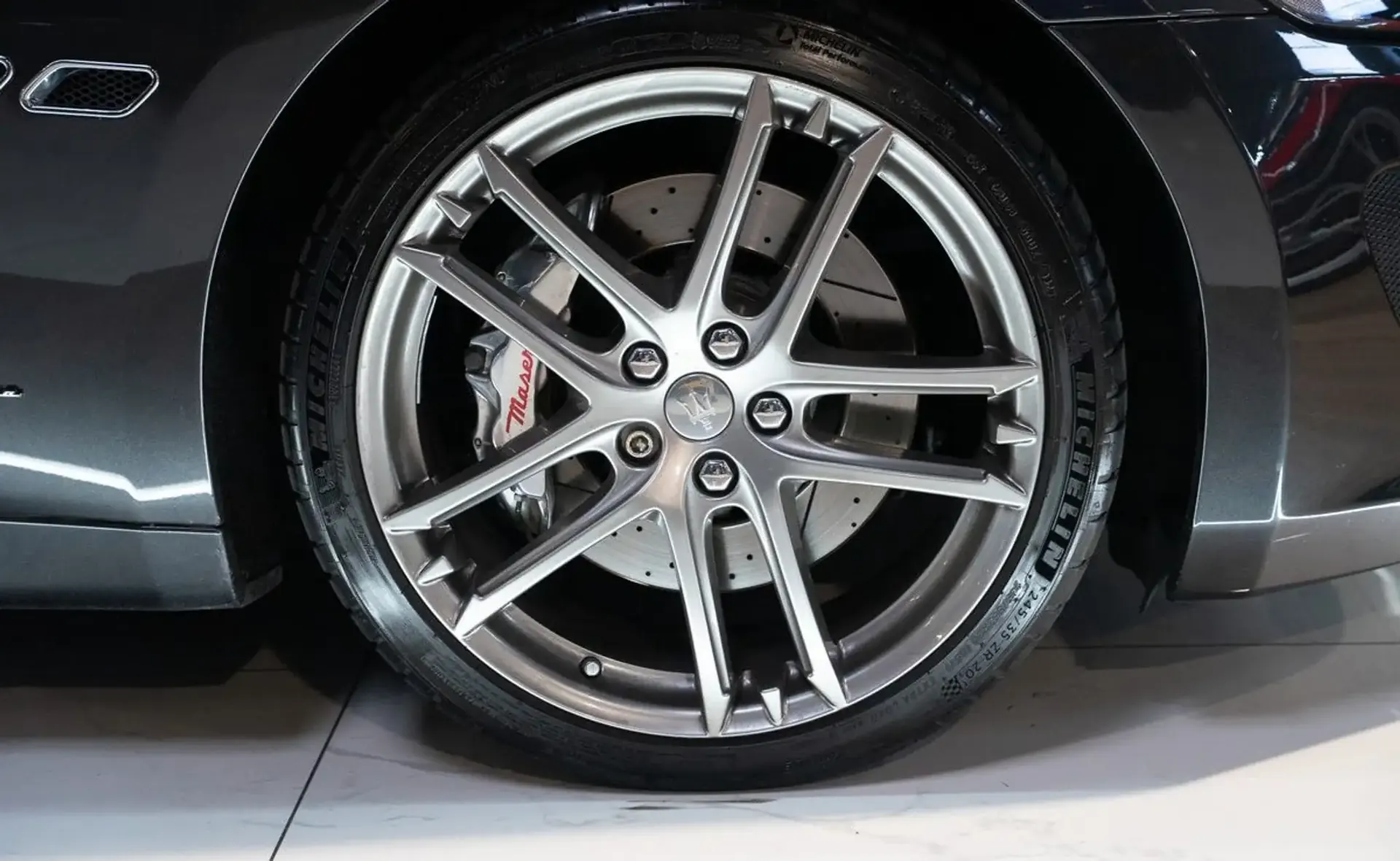 Maserati GranTurismo — photo 6