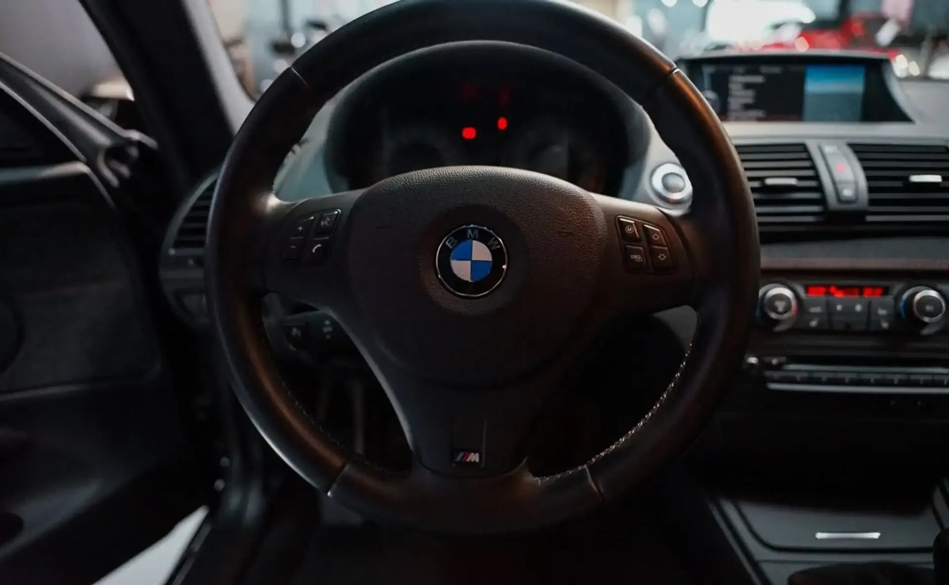 BMW 1er M Coupé — photo 14