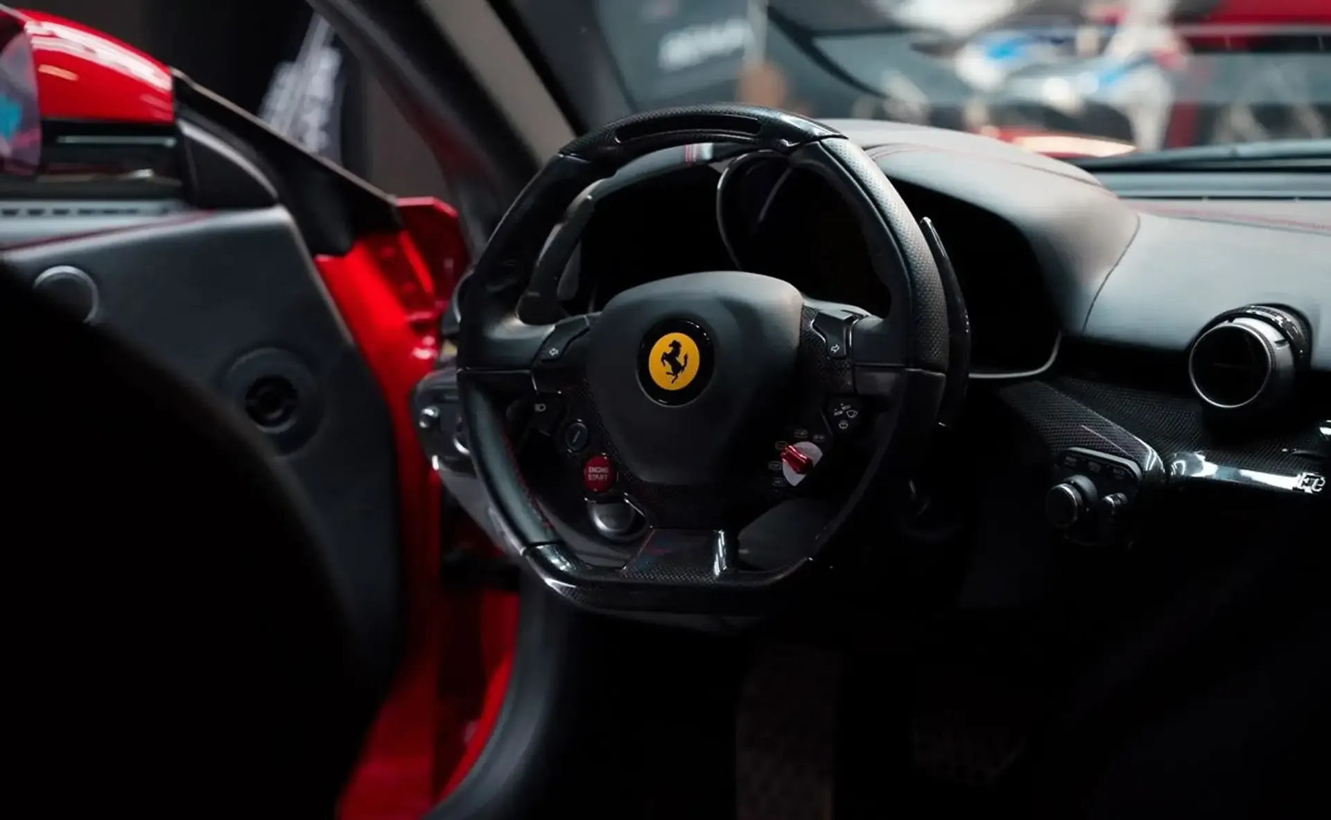 Ferrari F12 — photo 7