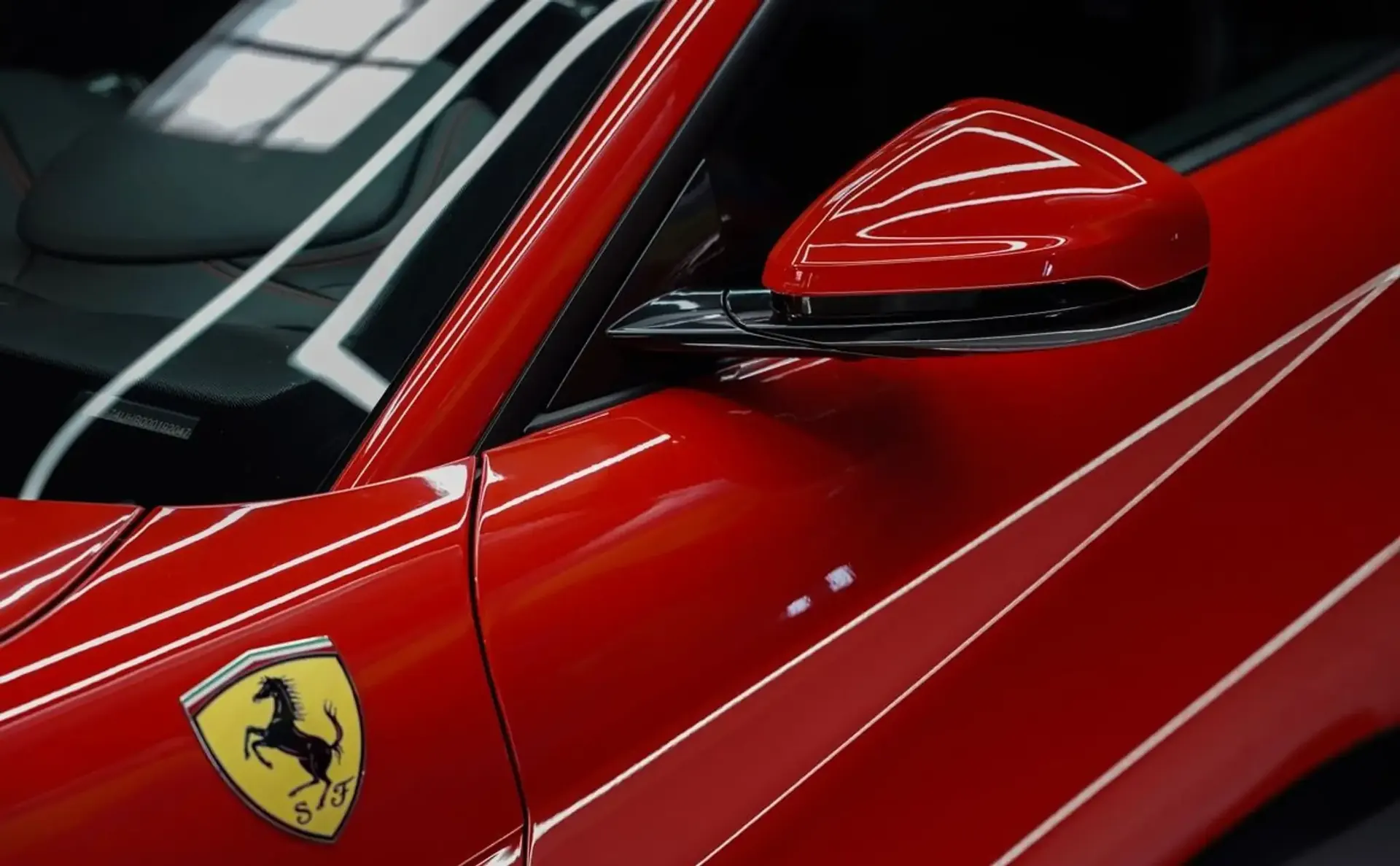 Ferrari F12 — photo 11