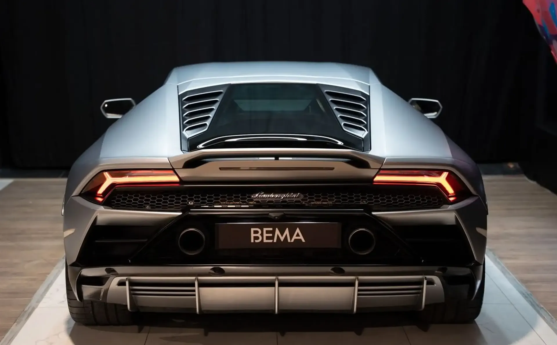 Lamborghini Huracan — photo 10