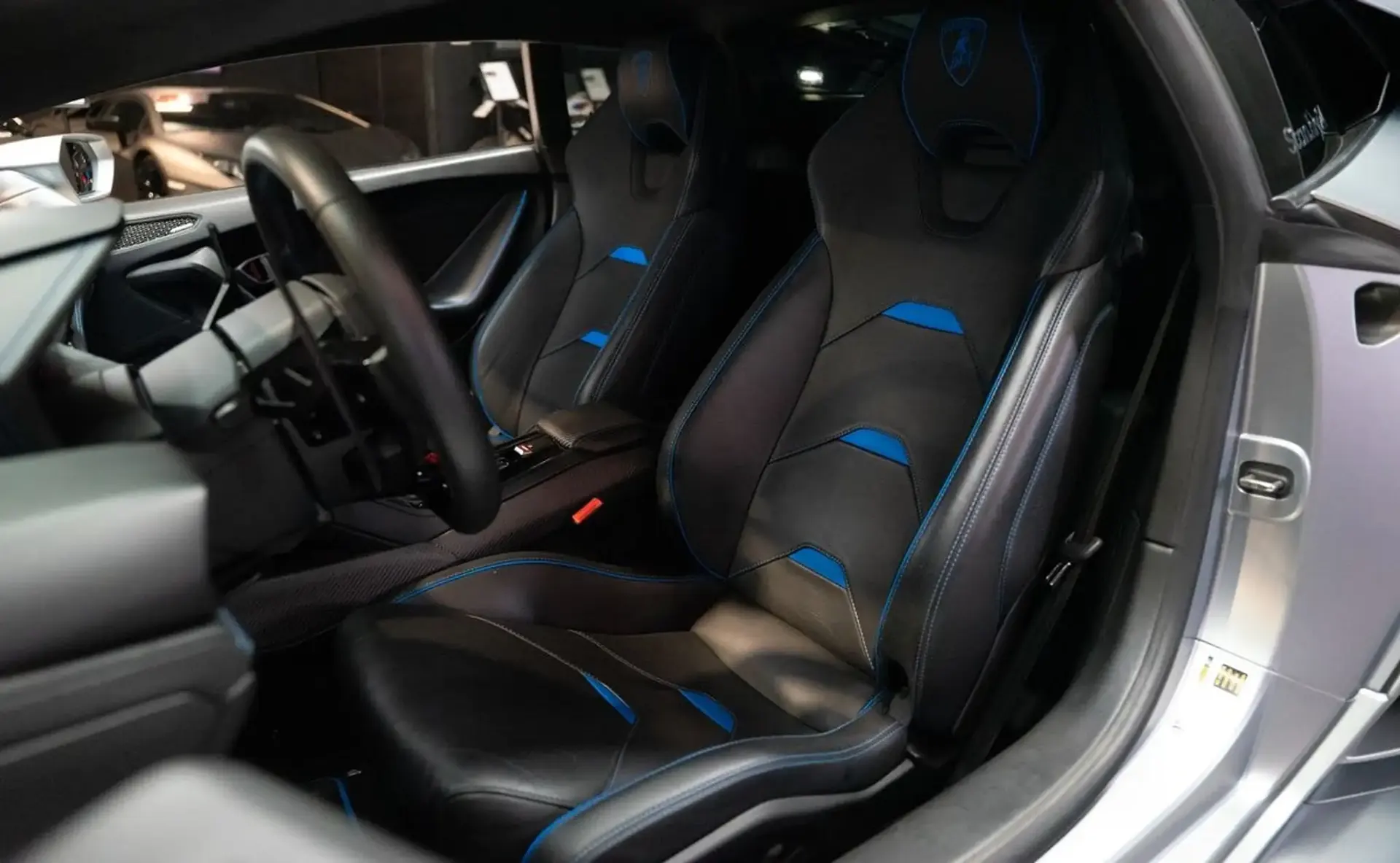 Lamborghini Huracan — photo 4
