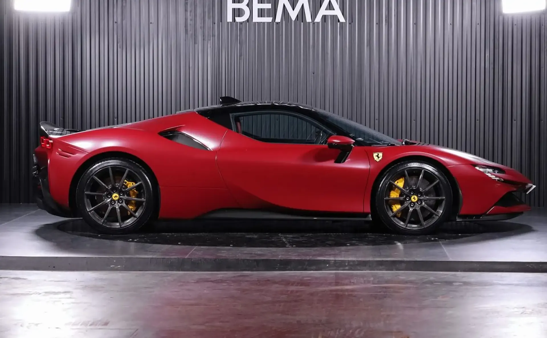 Ferrari SF90 — photo 3