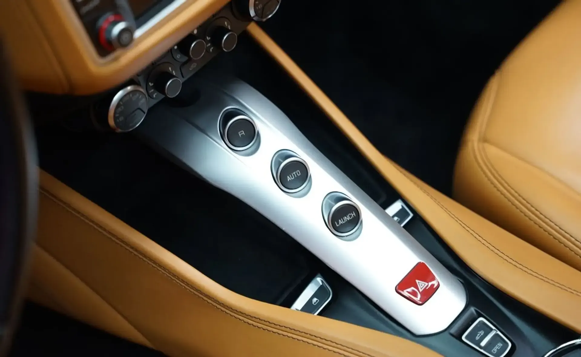 Ferrari California — photo 8