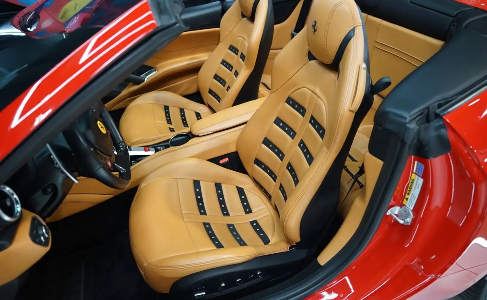 Ferrari California — photo 10