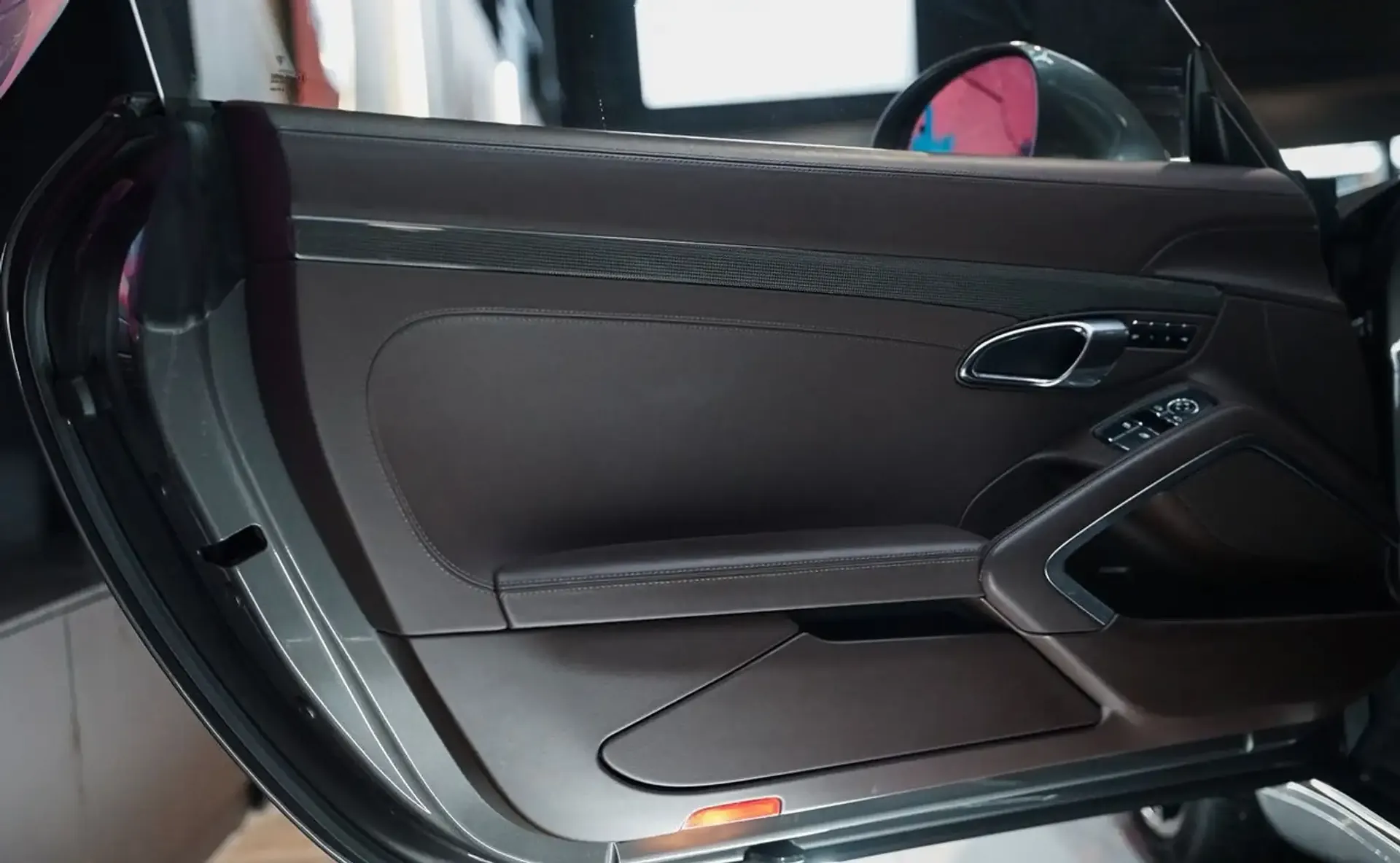Porsche 991 — photo 12