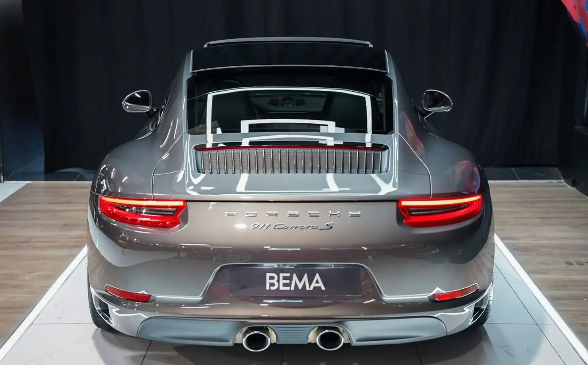 Porsche 991 — photo 4