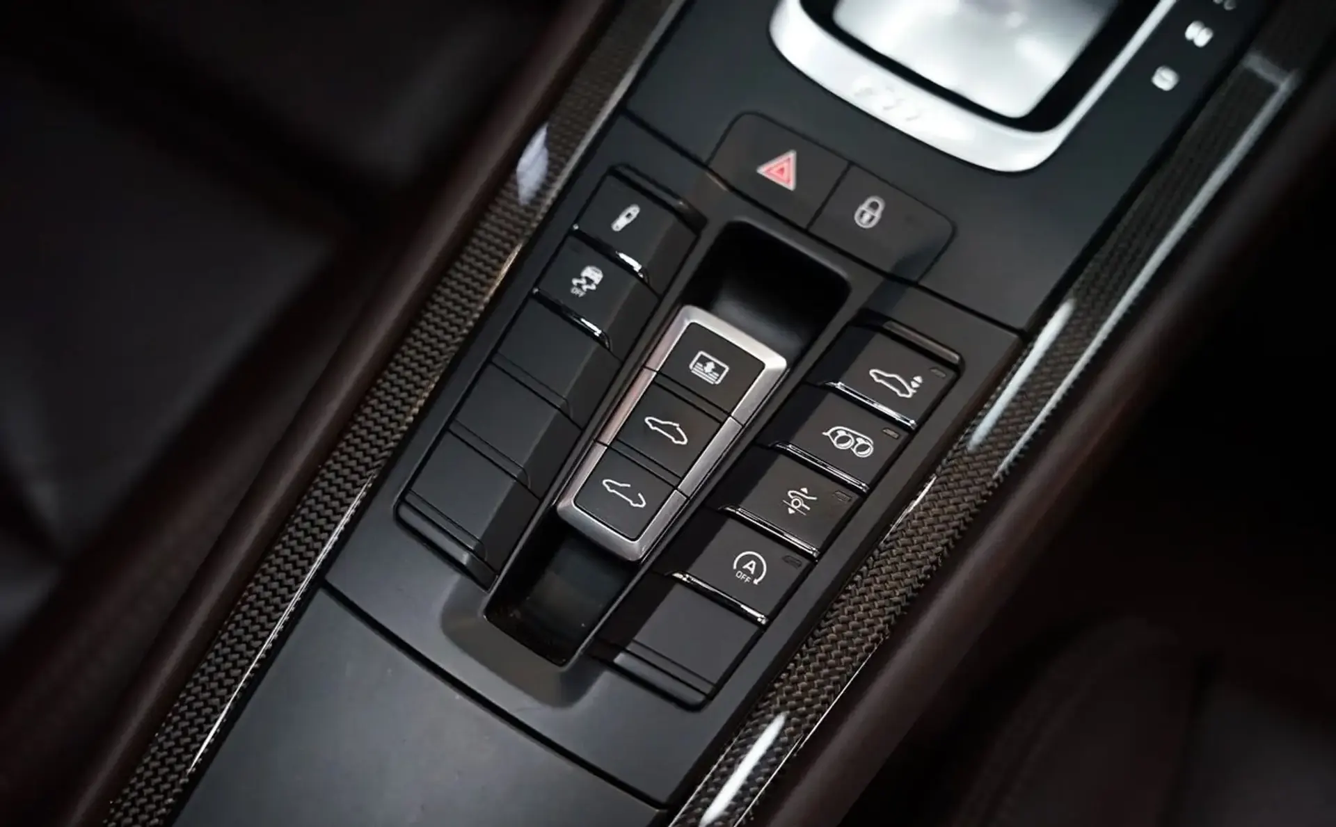 Porsche 991 — photo 15