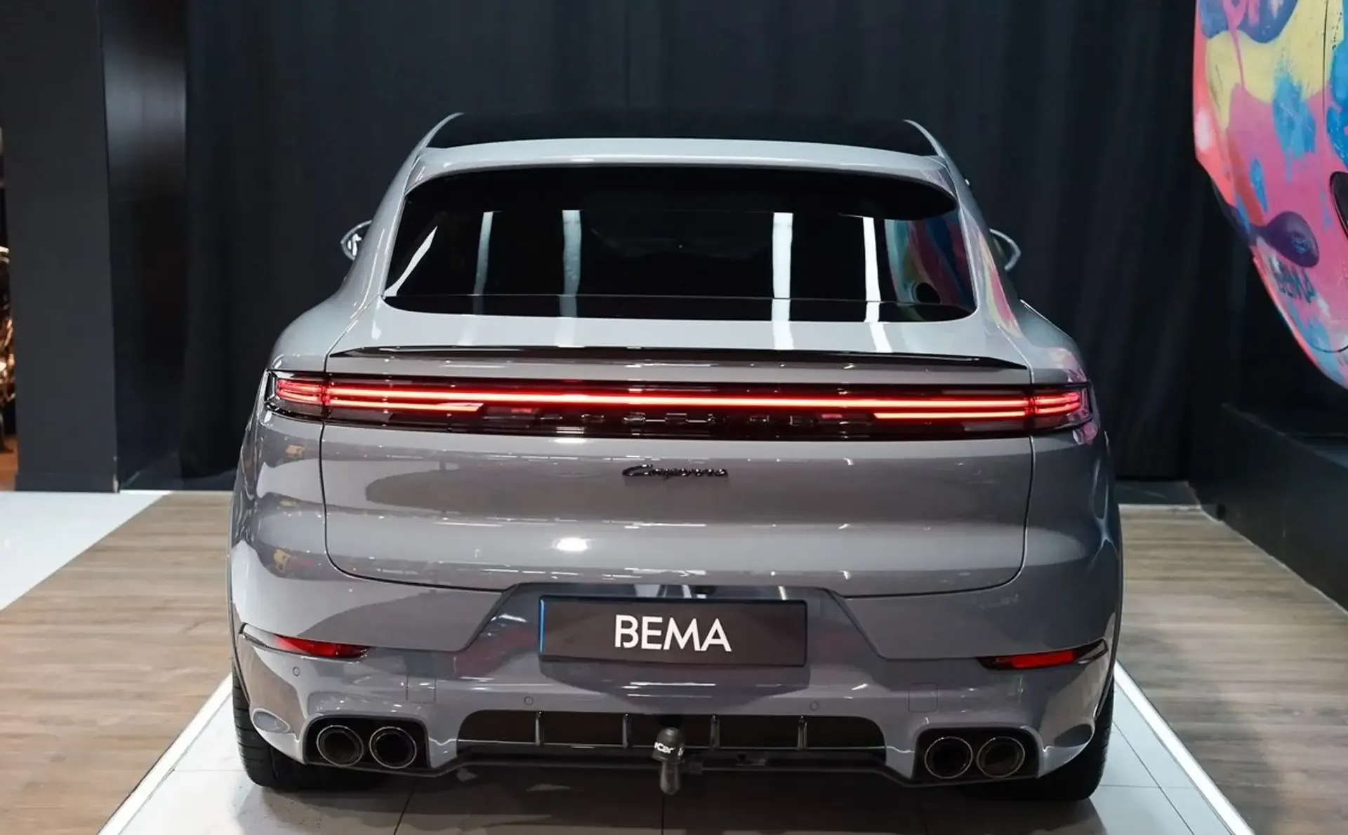 Porsche Cayenne — photo 13